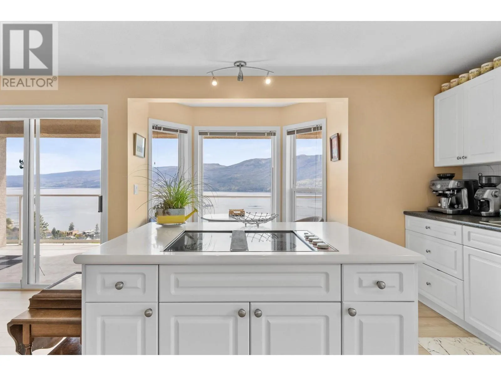5227 Trepanier Bench Road