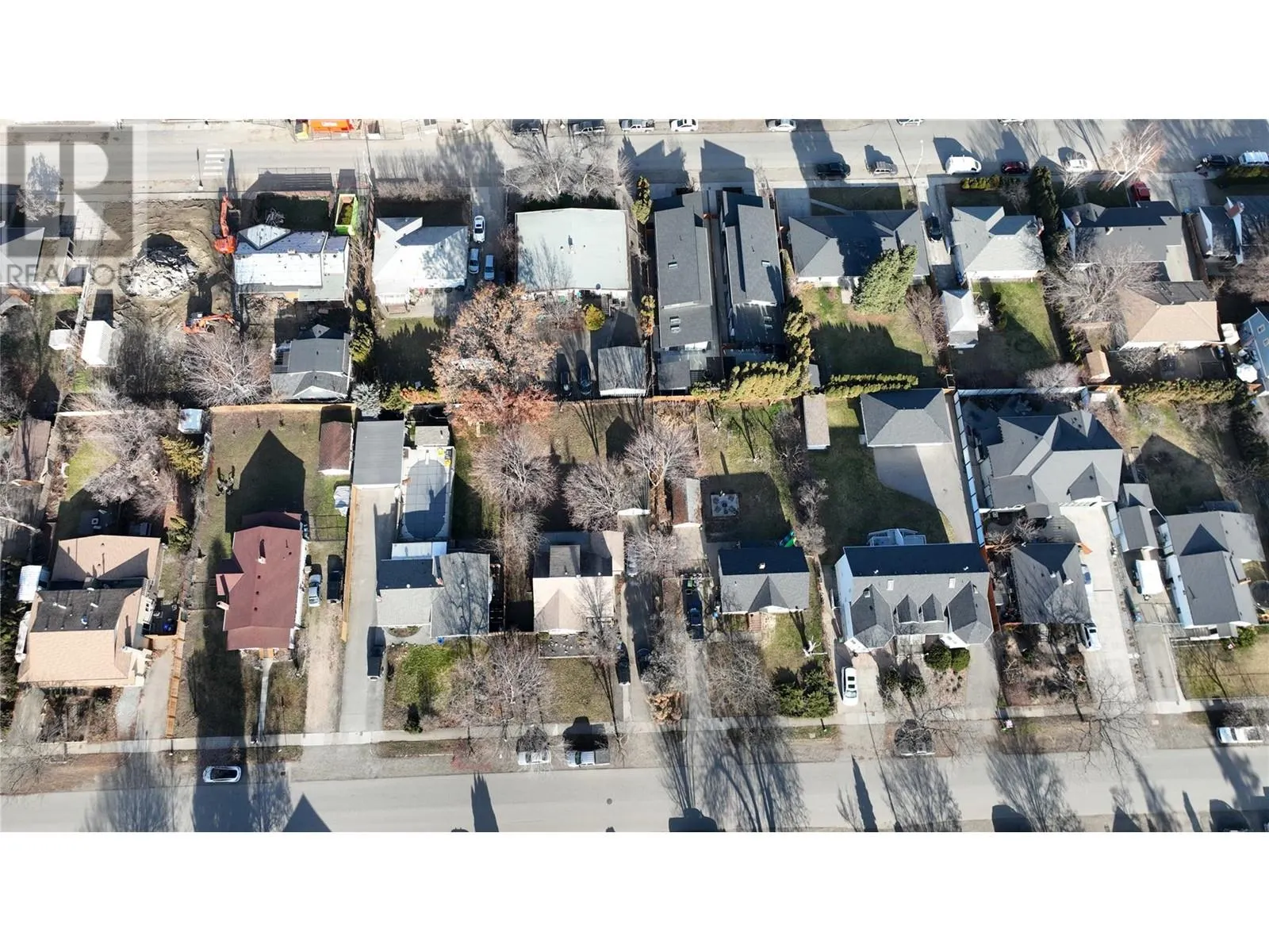 808 Dehart Avenue