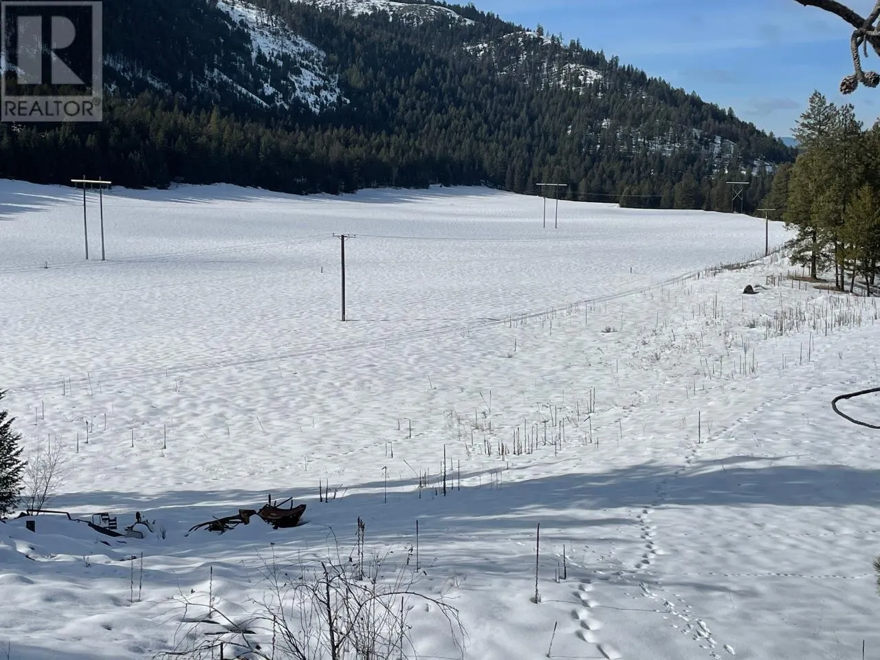 3352 HWY 3 Highway