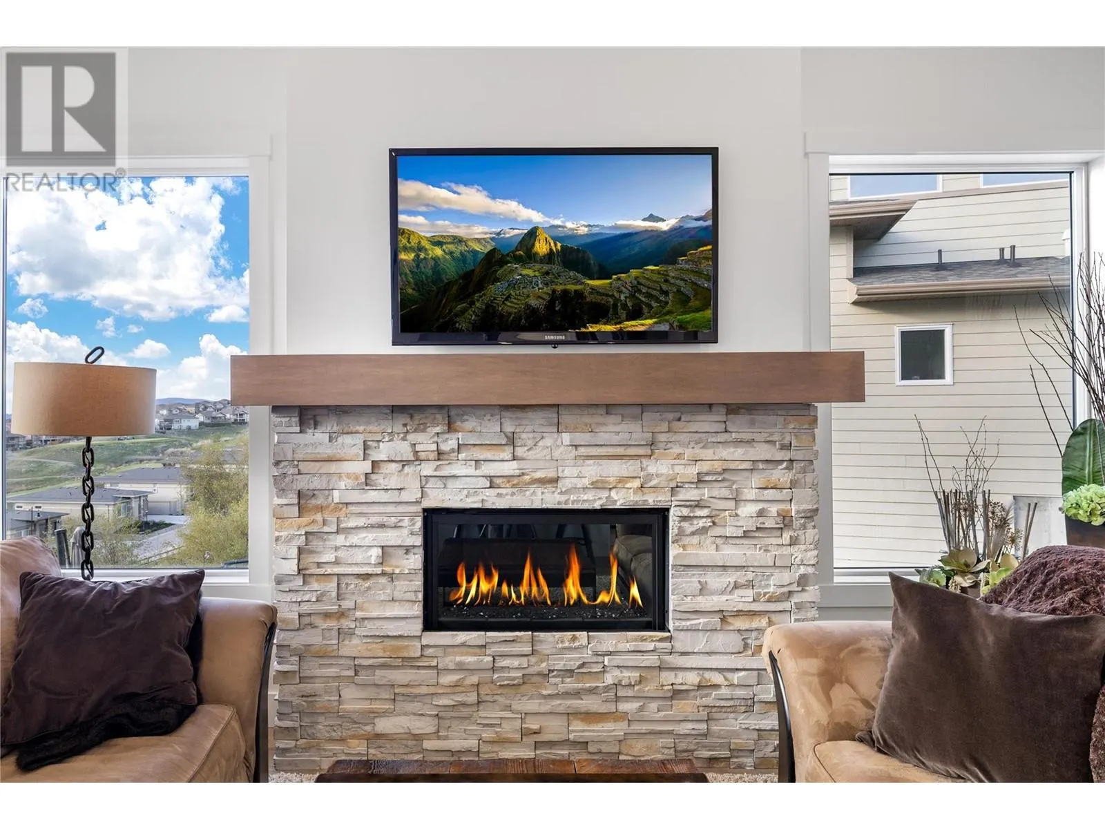 1474 Summer Crescent