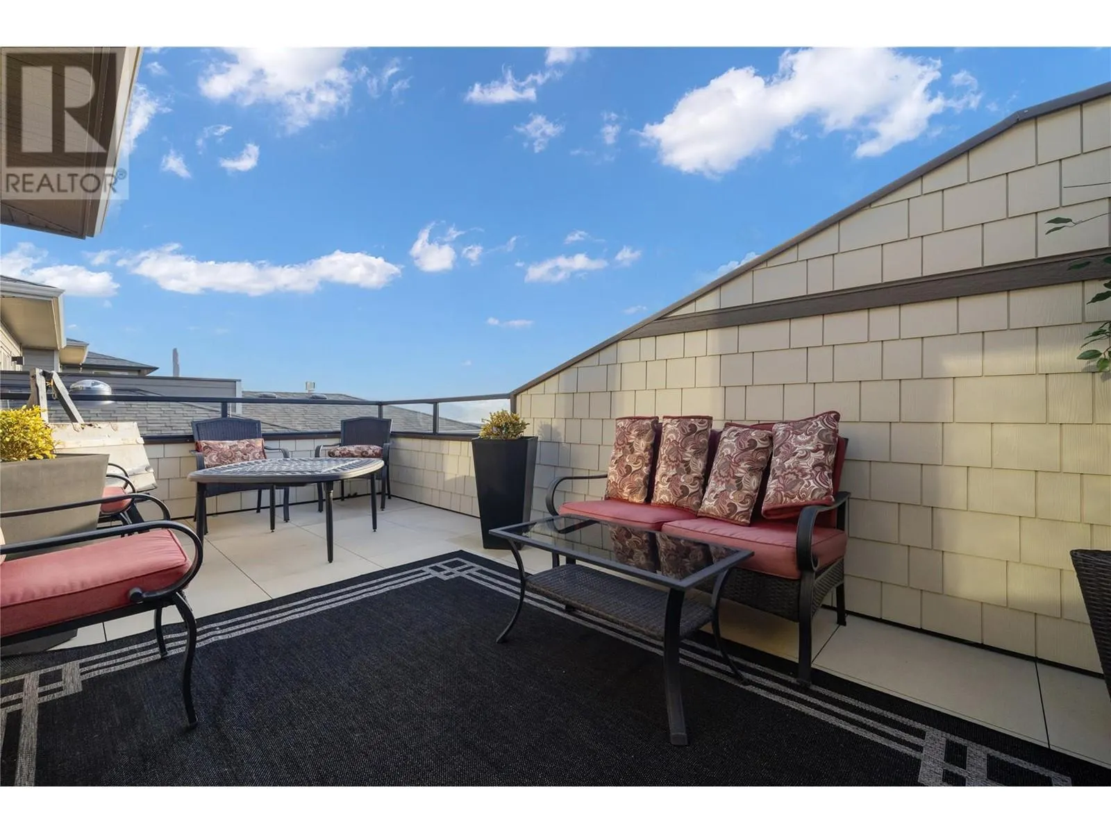 1474 Summer Crescent