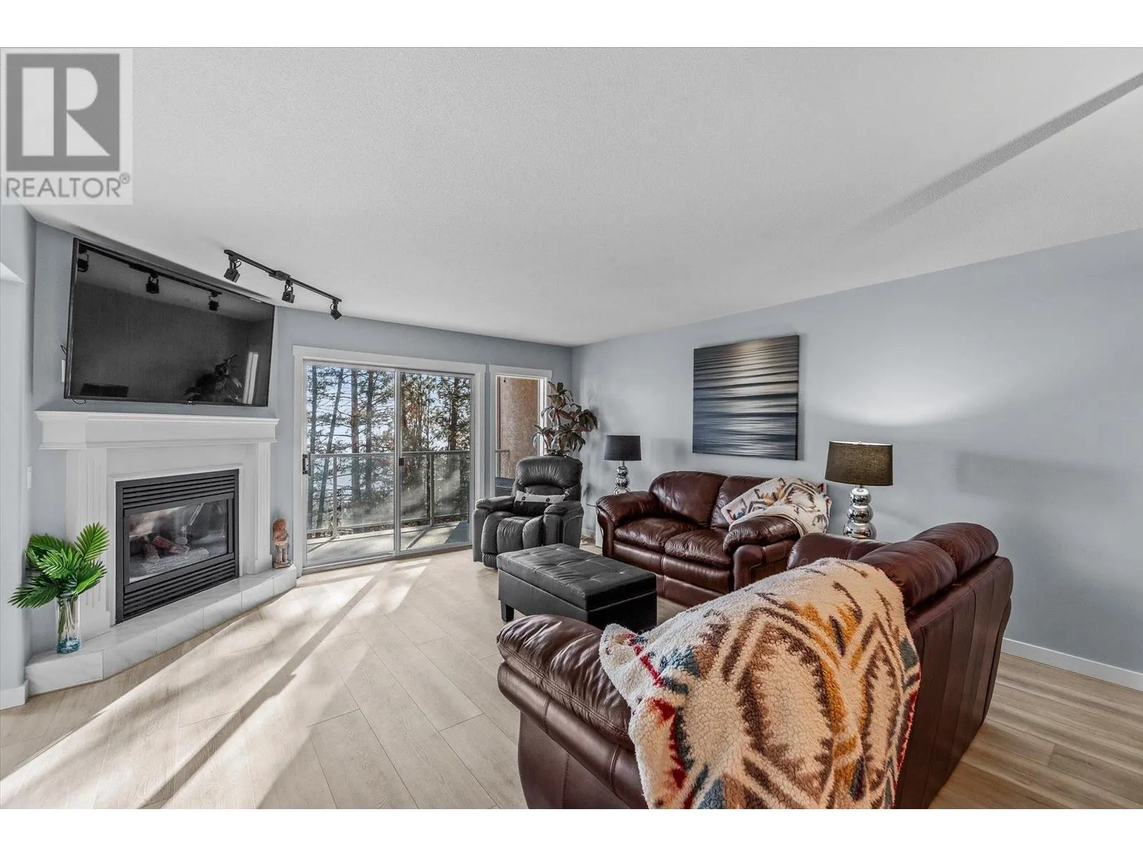 4630 Ponderosa Drive Unit# 114