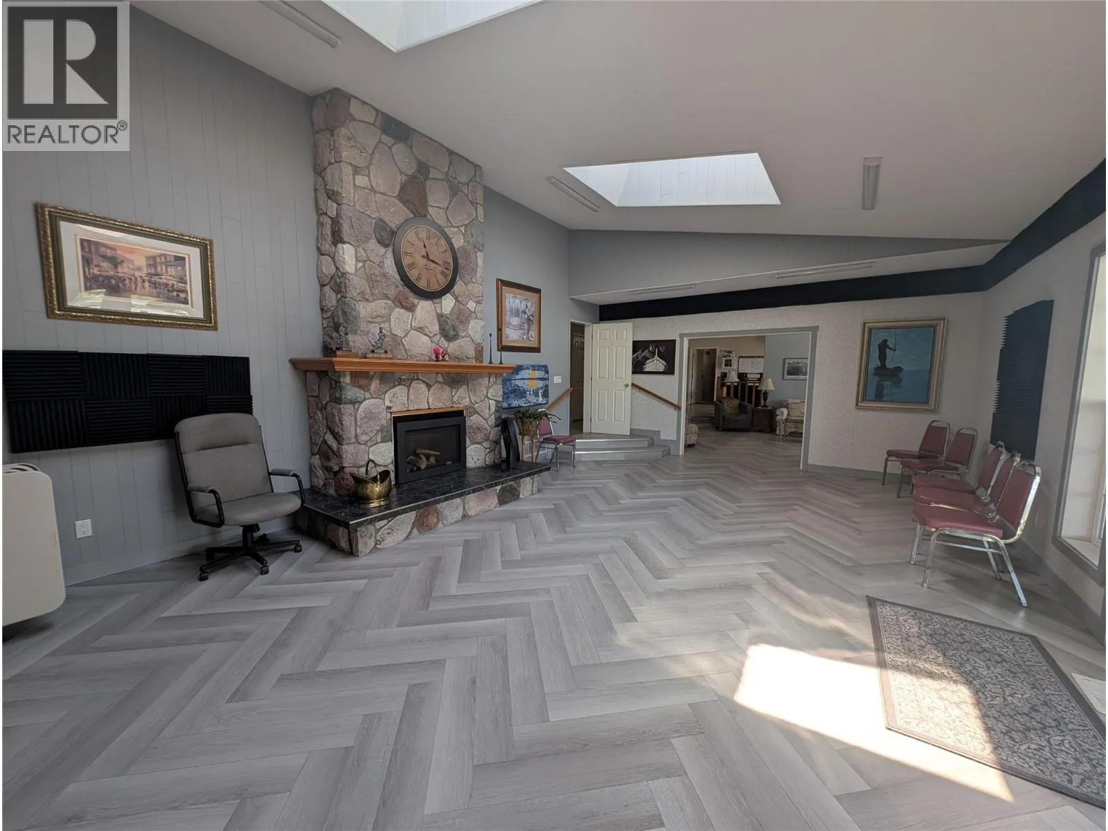 8000 Highland Road Unit# 16