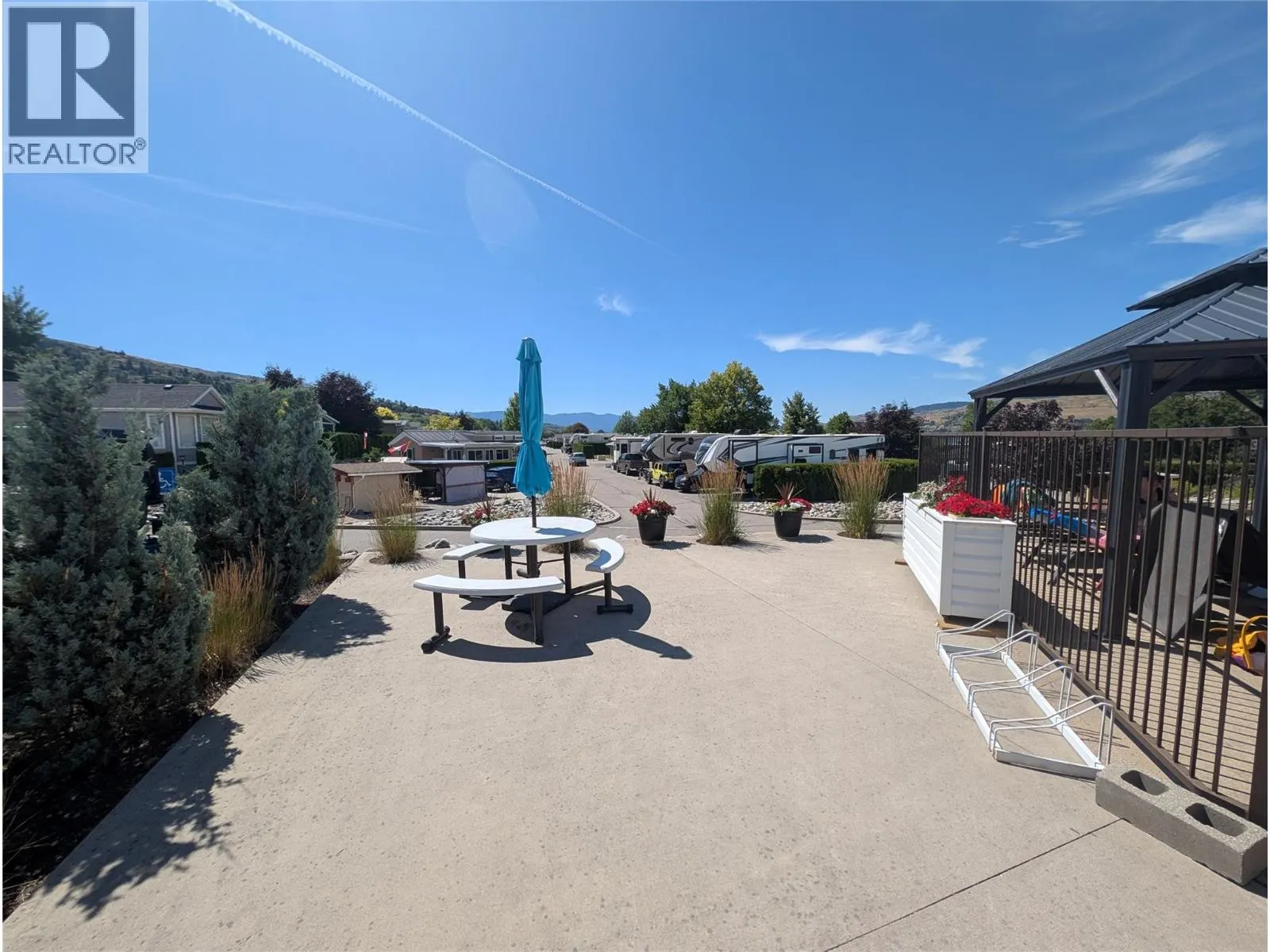 8000 Highland Road Unit# 16