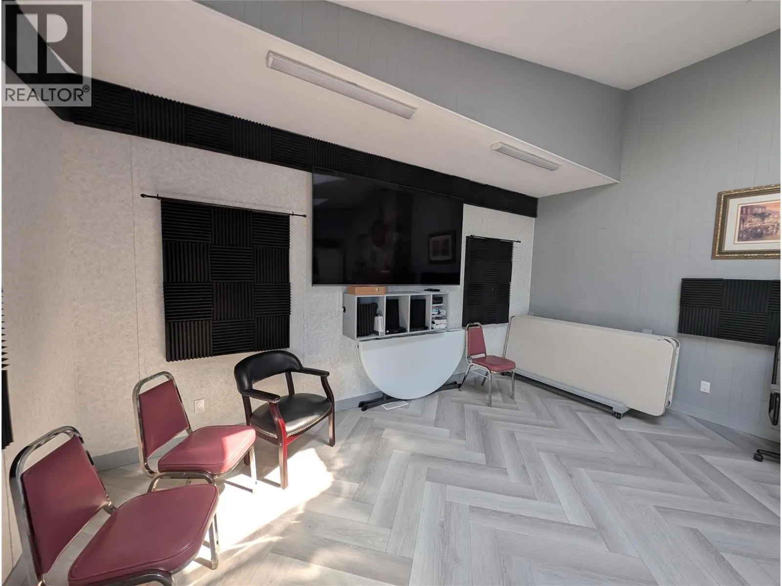 8000 Highland Road Unit# 16