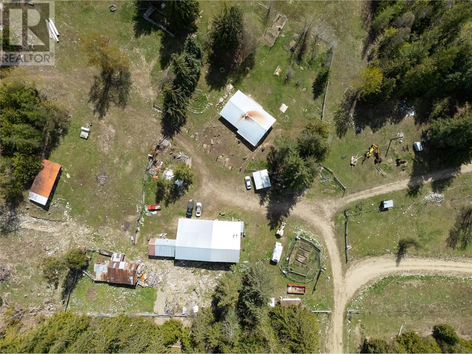 1538 Creighton Valley Road