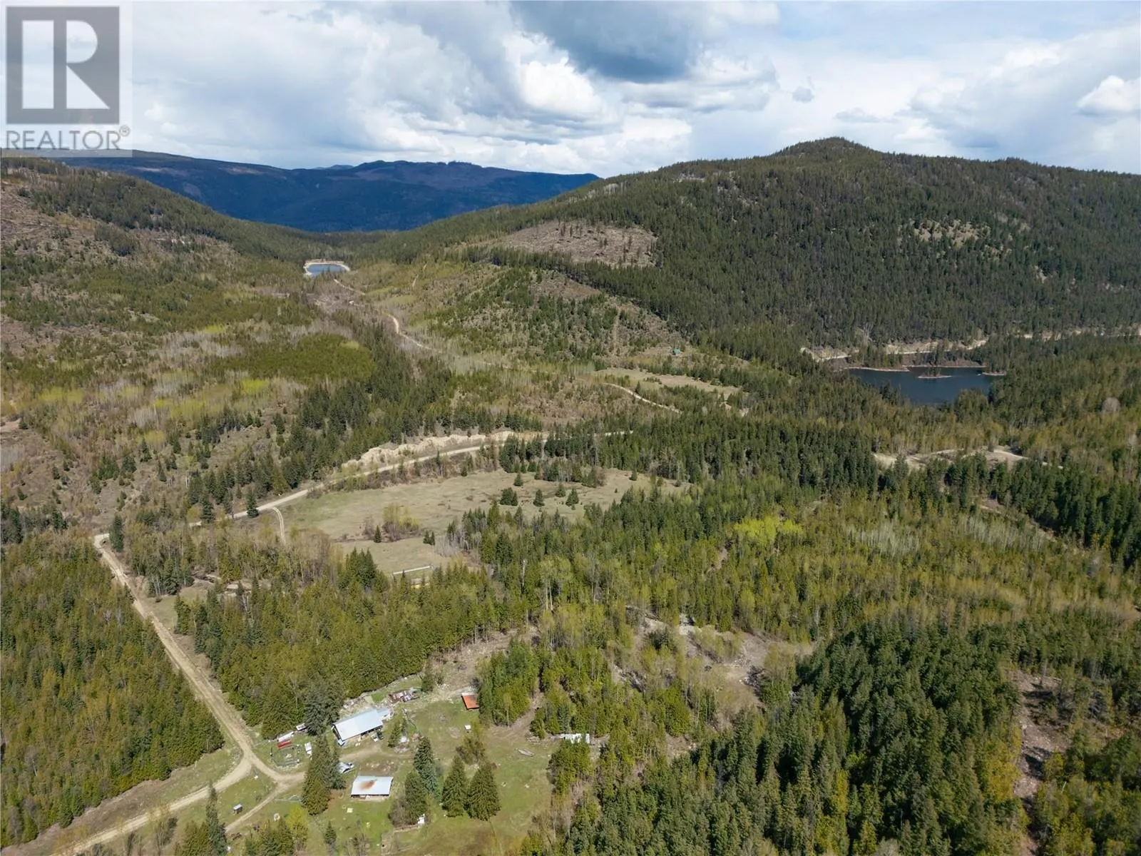 1538 Creighton Valley Road