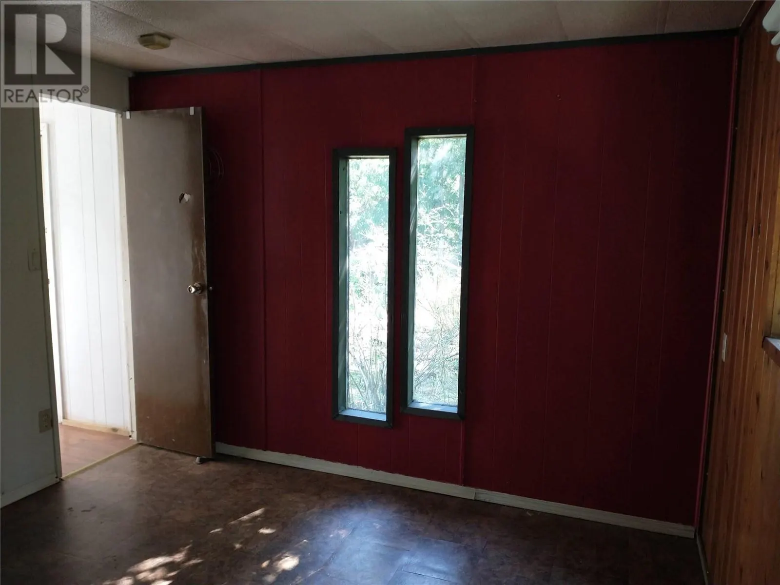 1538 Creighton Valley Road