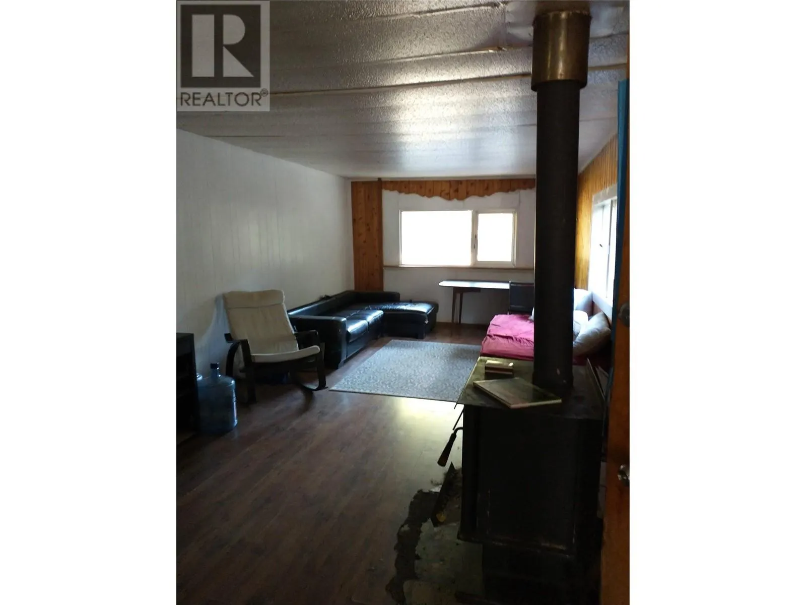 1538 Creighton Valley Road