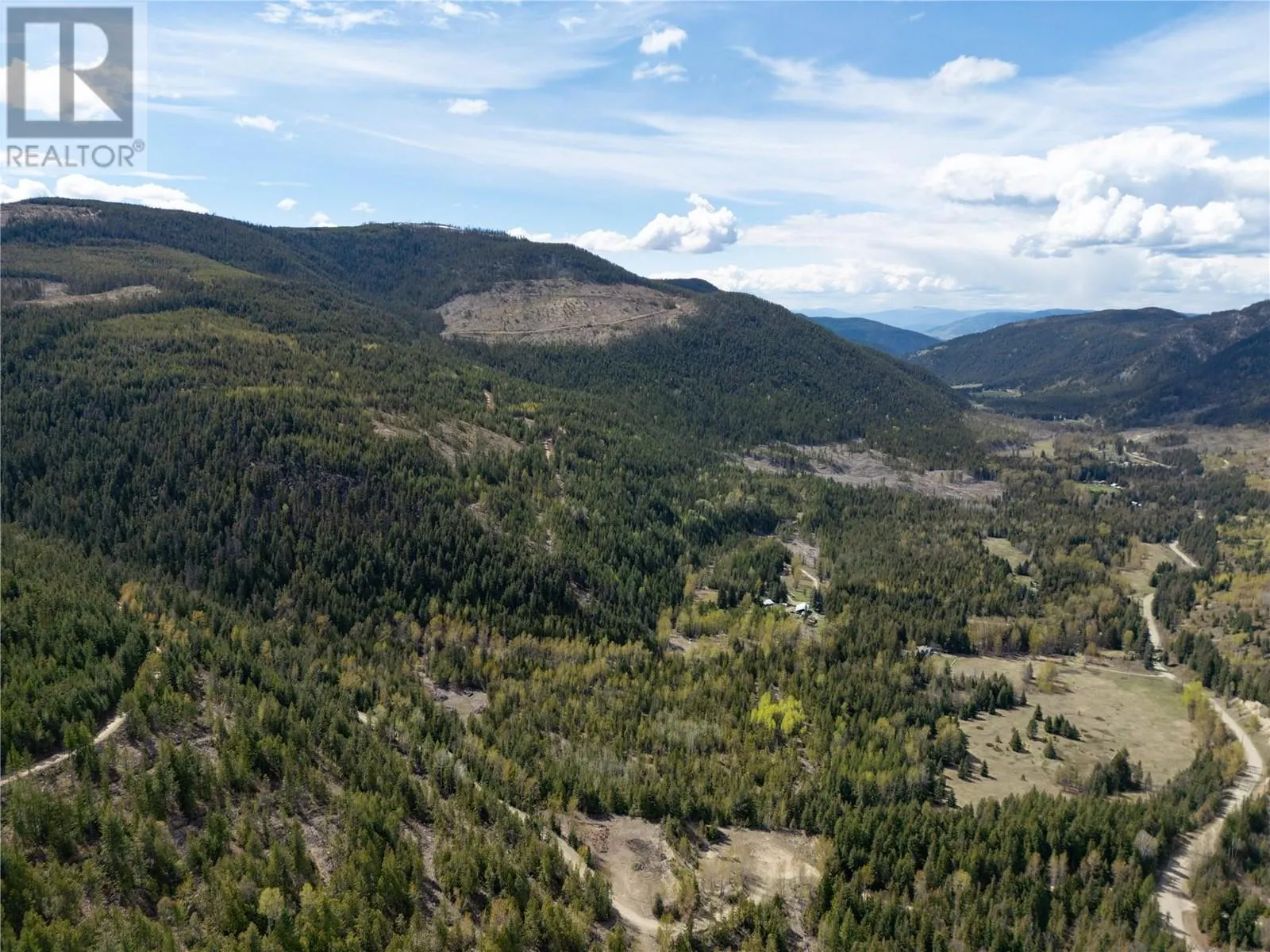 1538 Creighton Valley Road