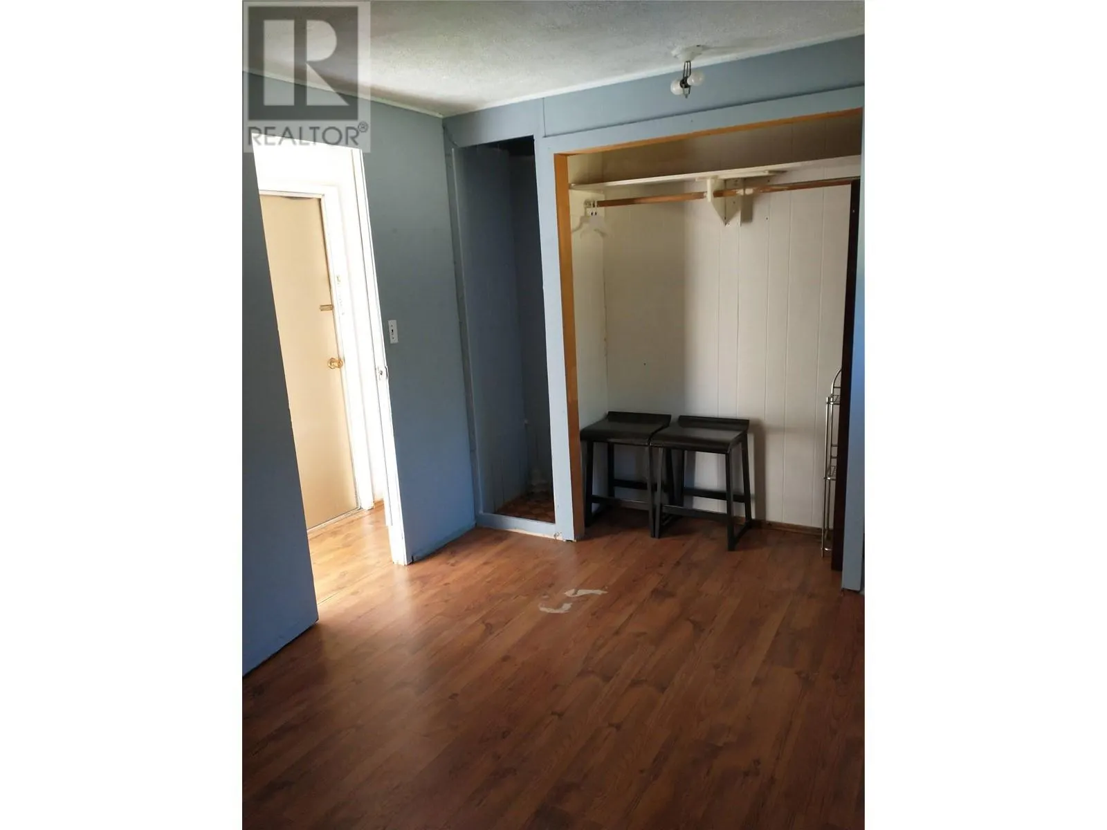 1538 Creighton Valley Road