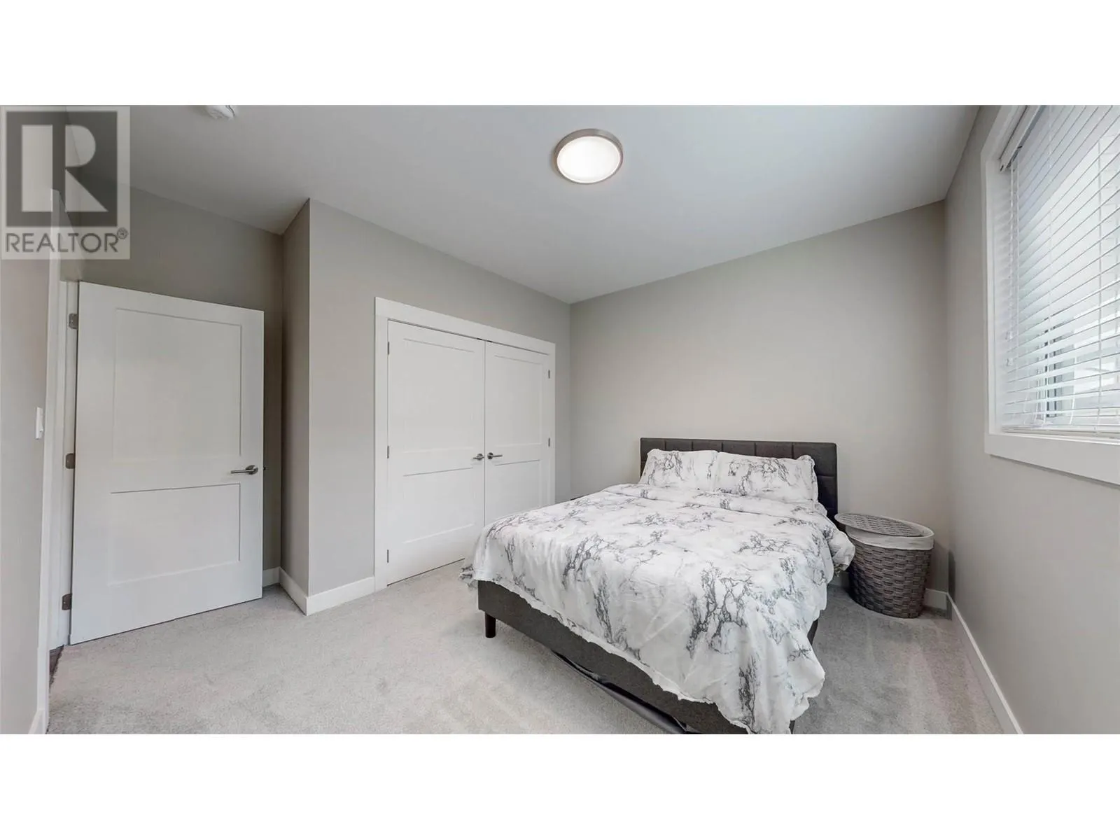 238 Bentgrass Avenue