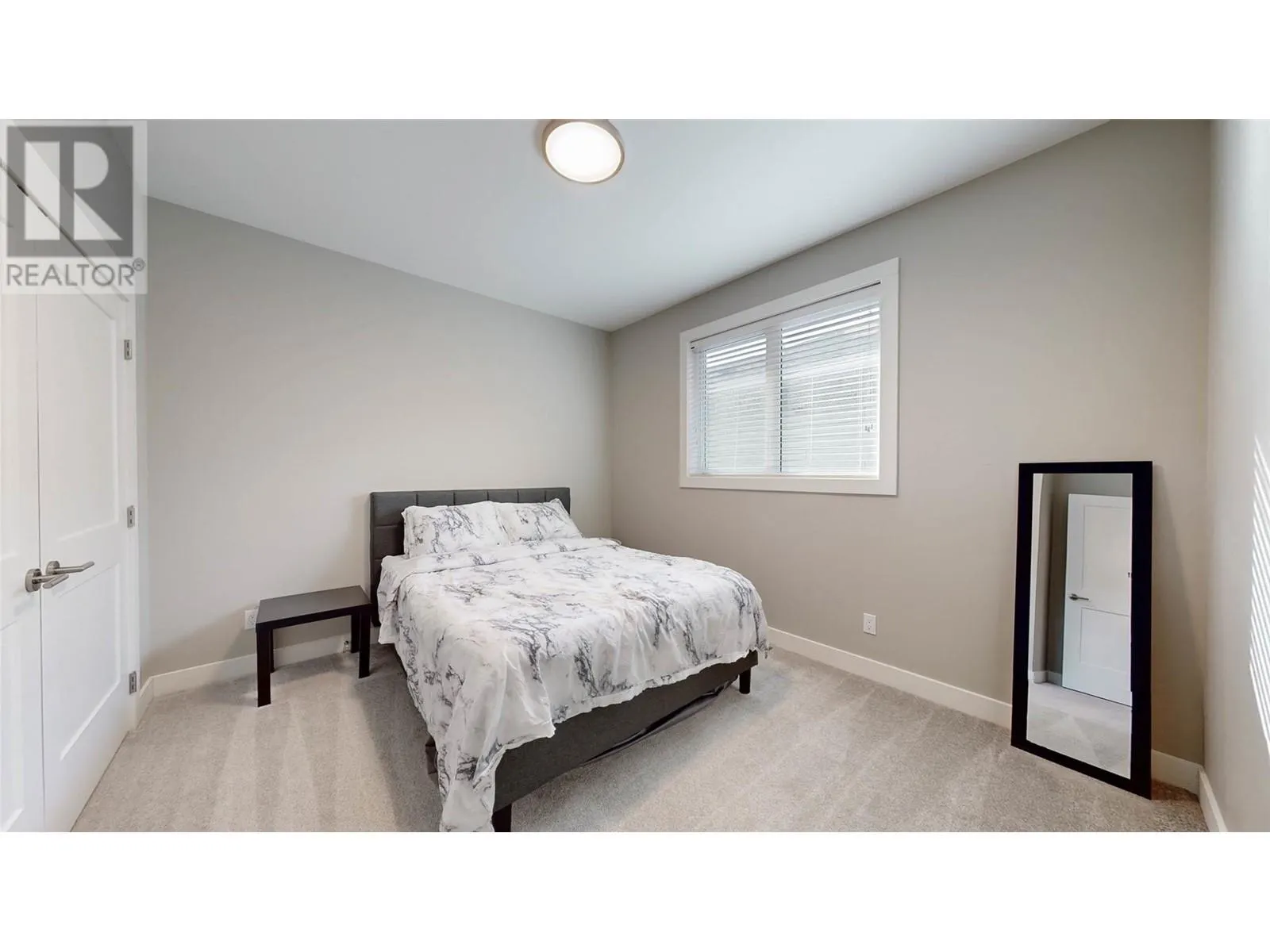 238 Bentgrass Avenue