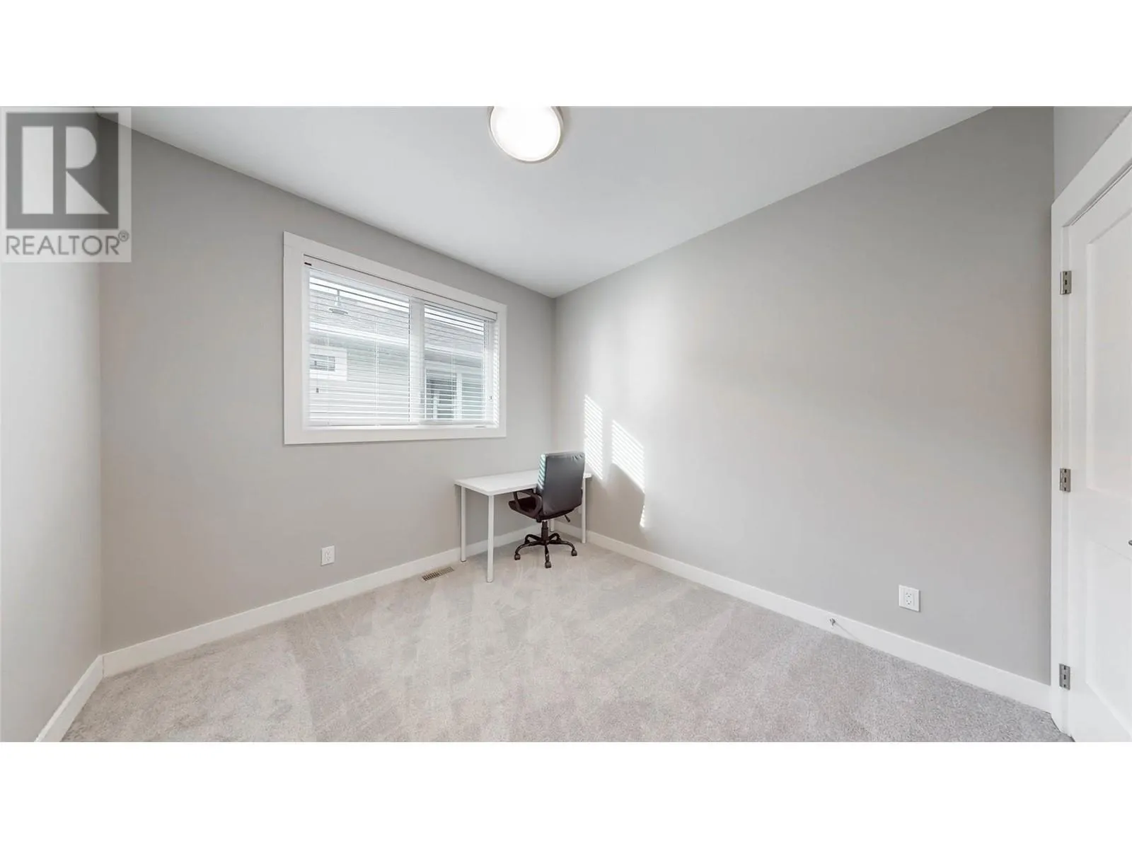 238 Bentgrass Avenue
