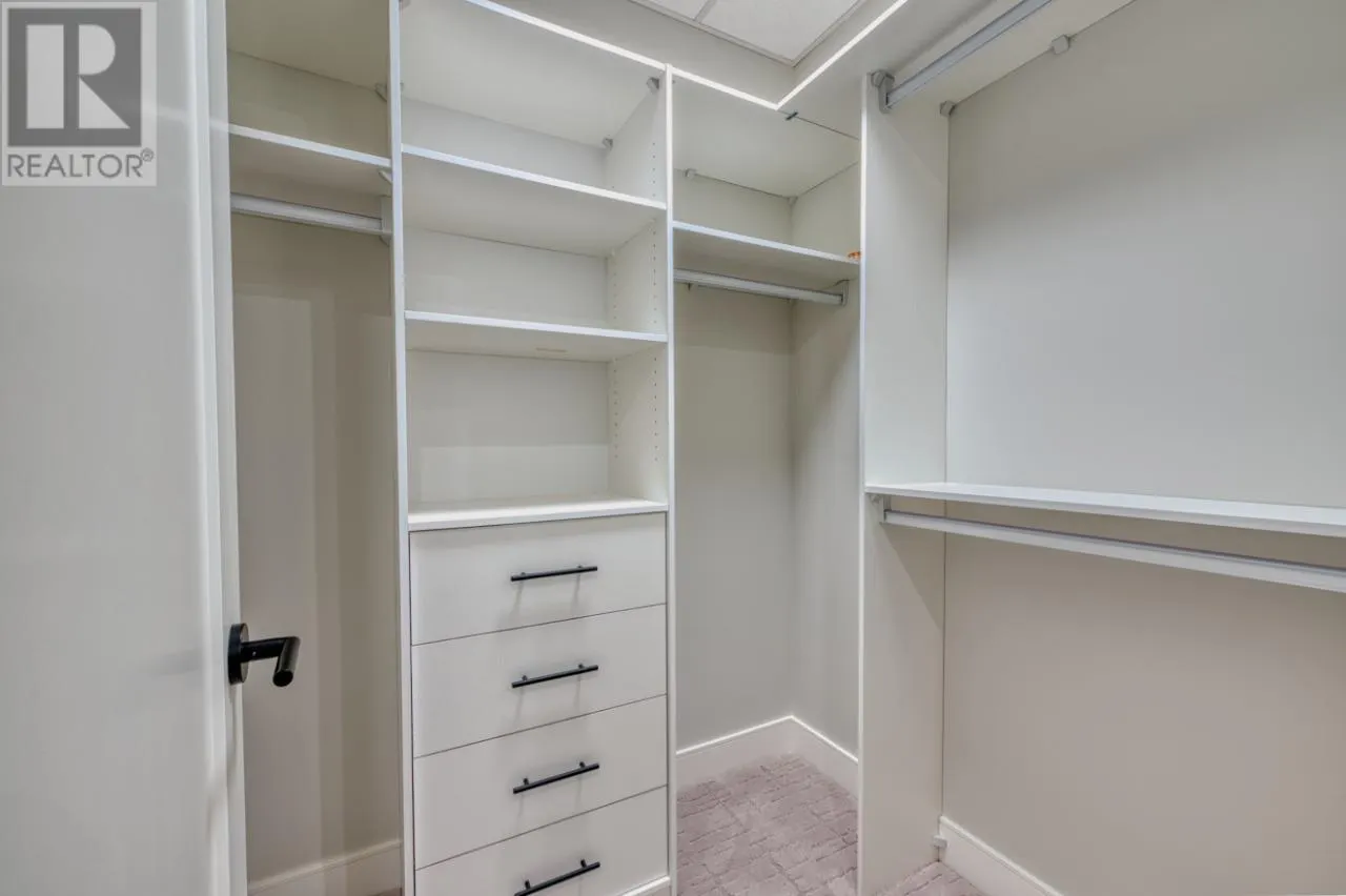 75 Predator Ridge Drive Unit# 208
