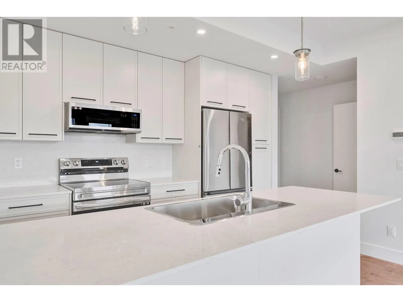 1220 Pacific Avenue Unit# 404
