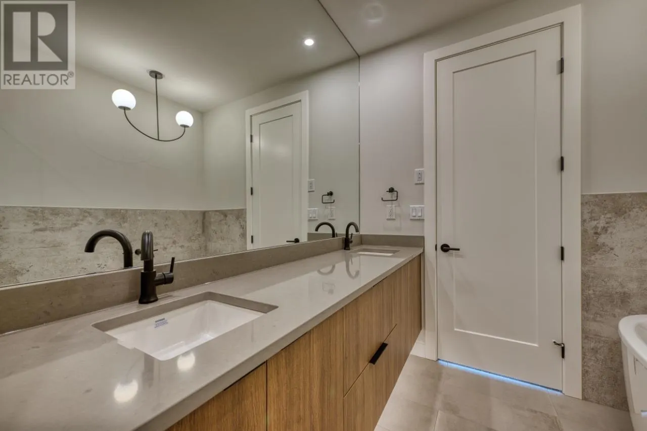 75 Predator Ridge Drive Unit# 202