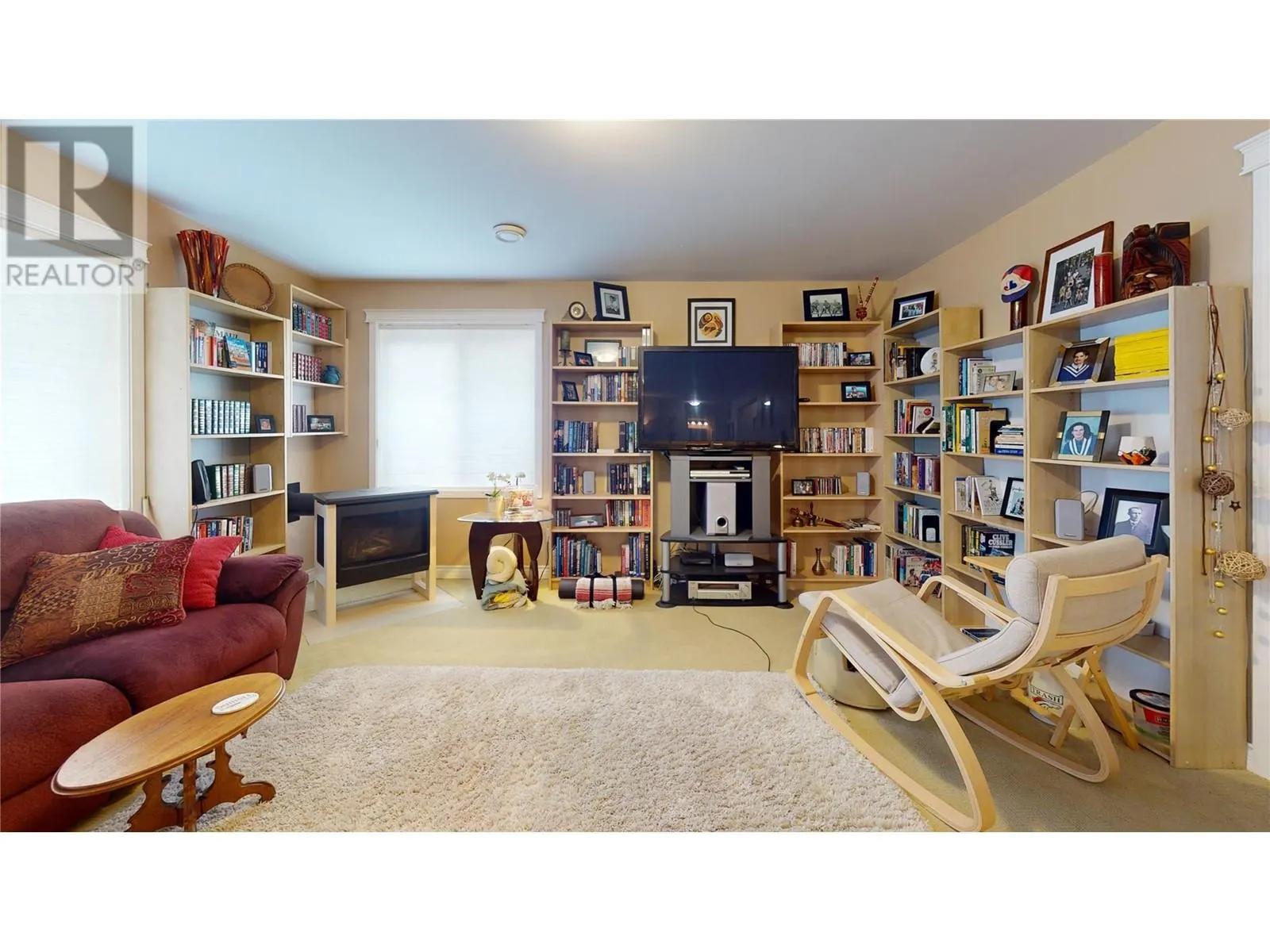 1505 Tanemura Crescent