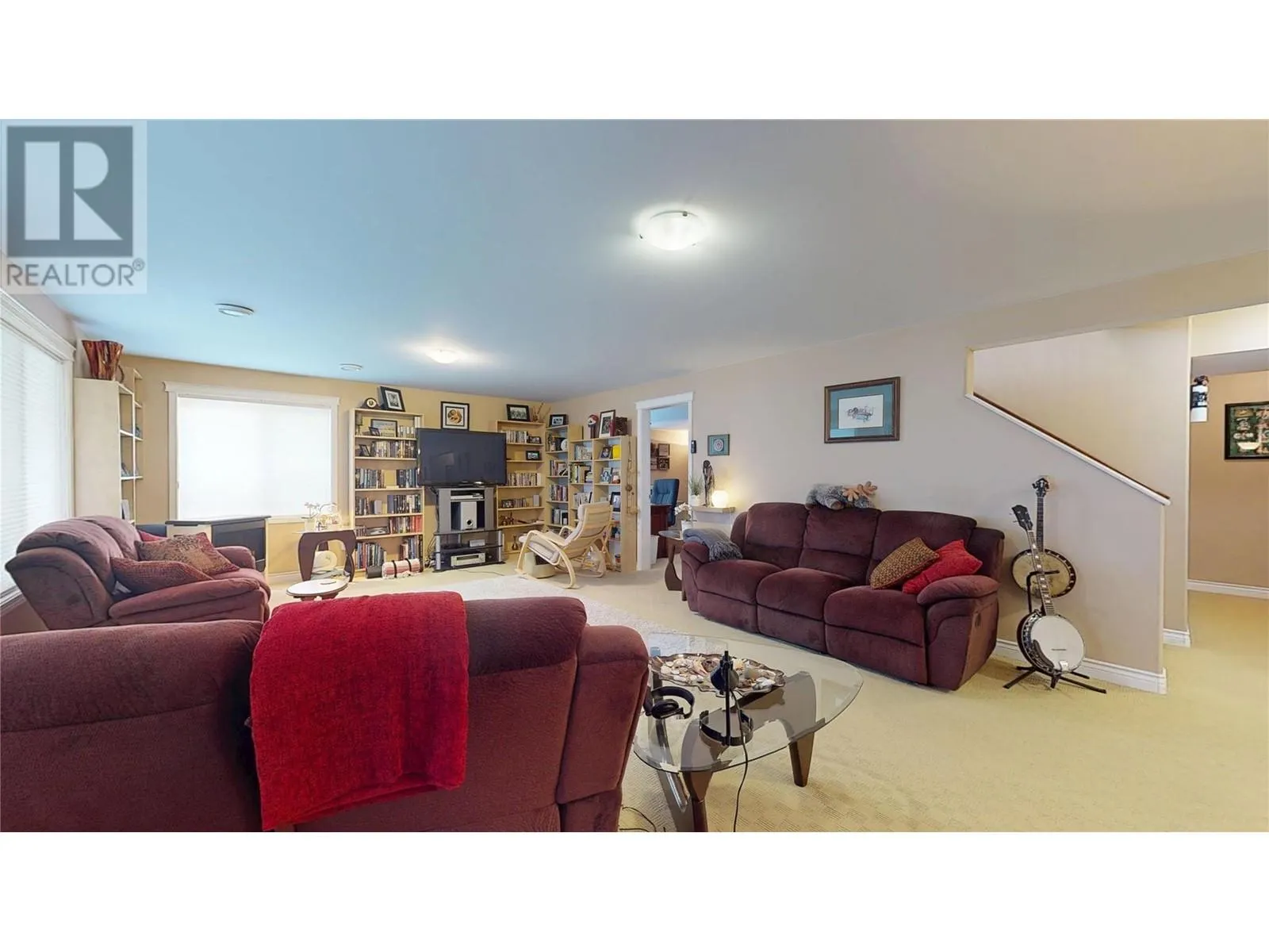1505 Tanemura Crescent
