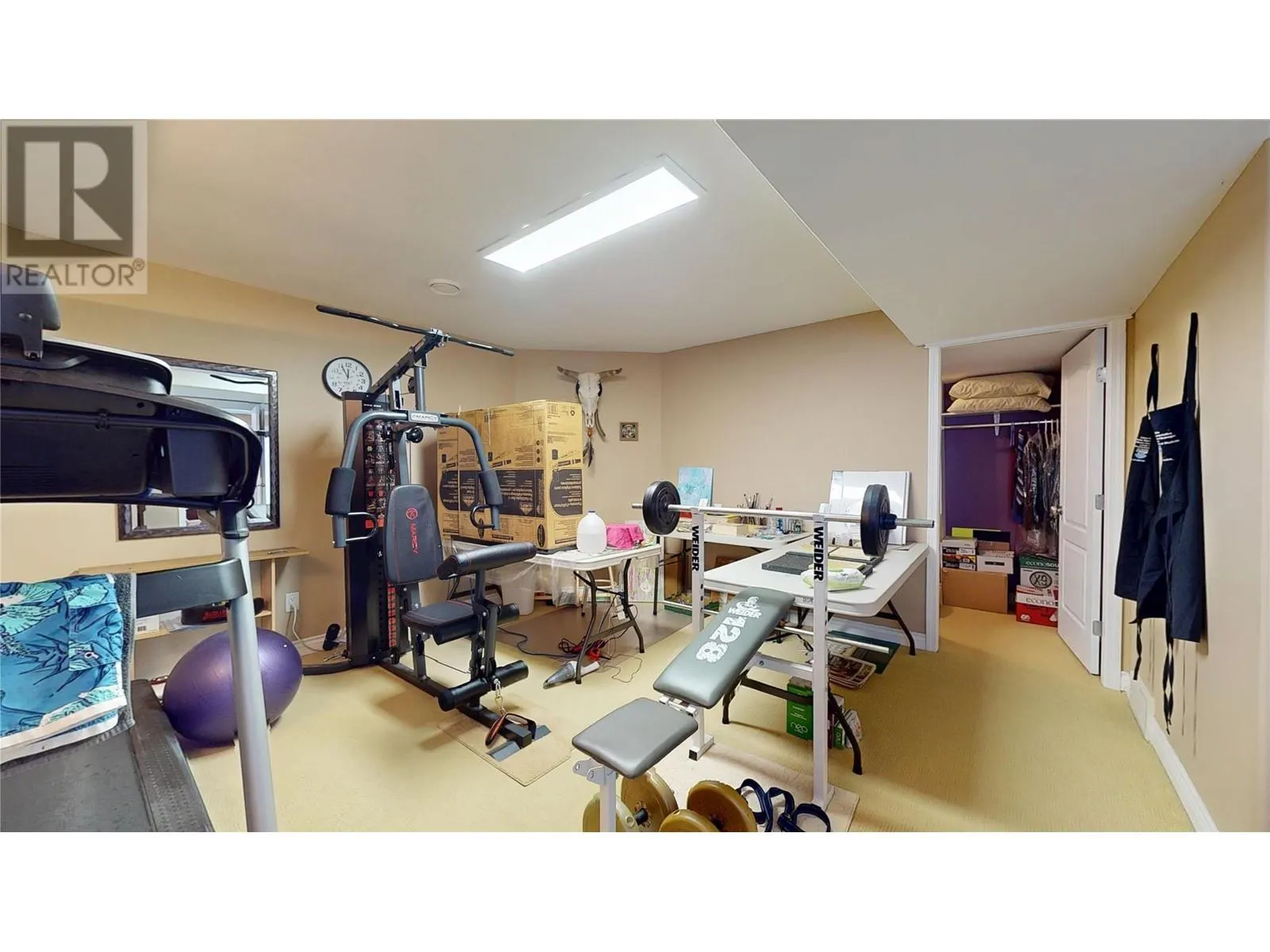 1505 Tanemura Crescent