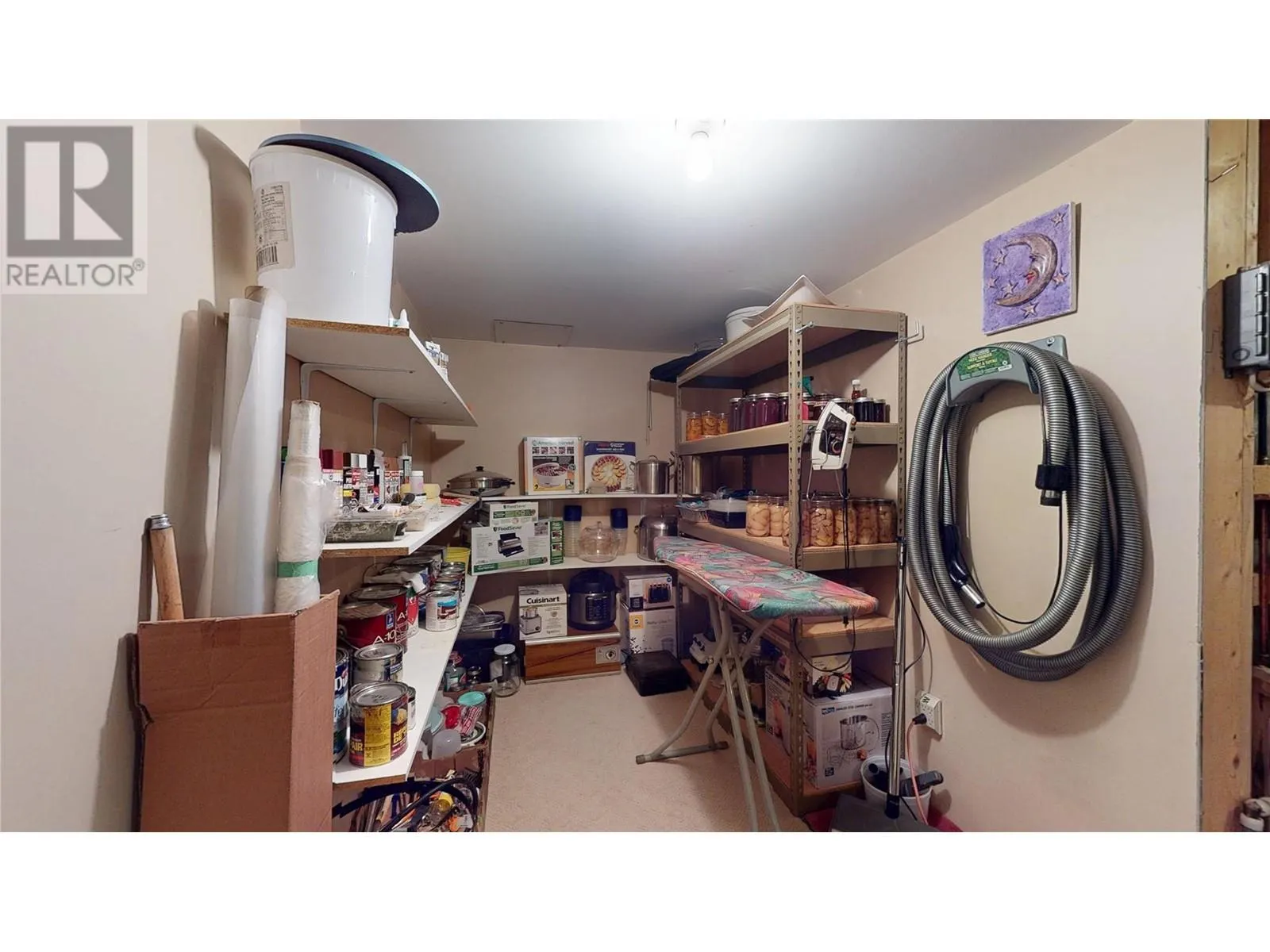 1505 Tanemura Crescent