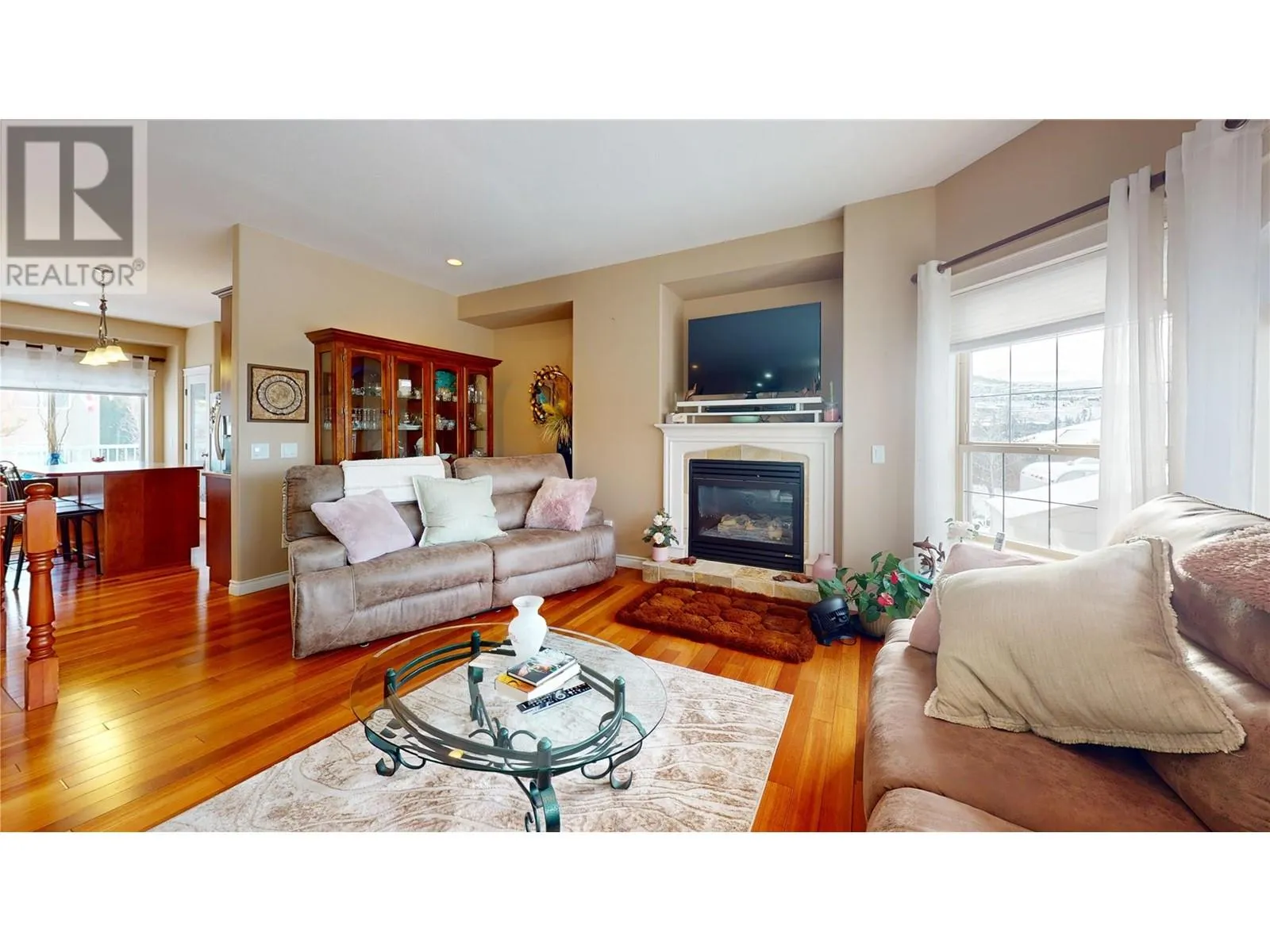 1505 Tanemura Crescent