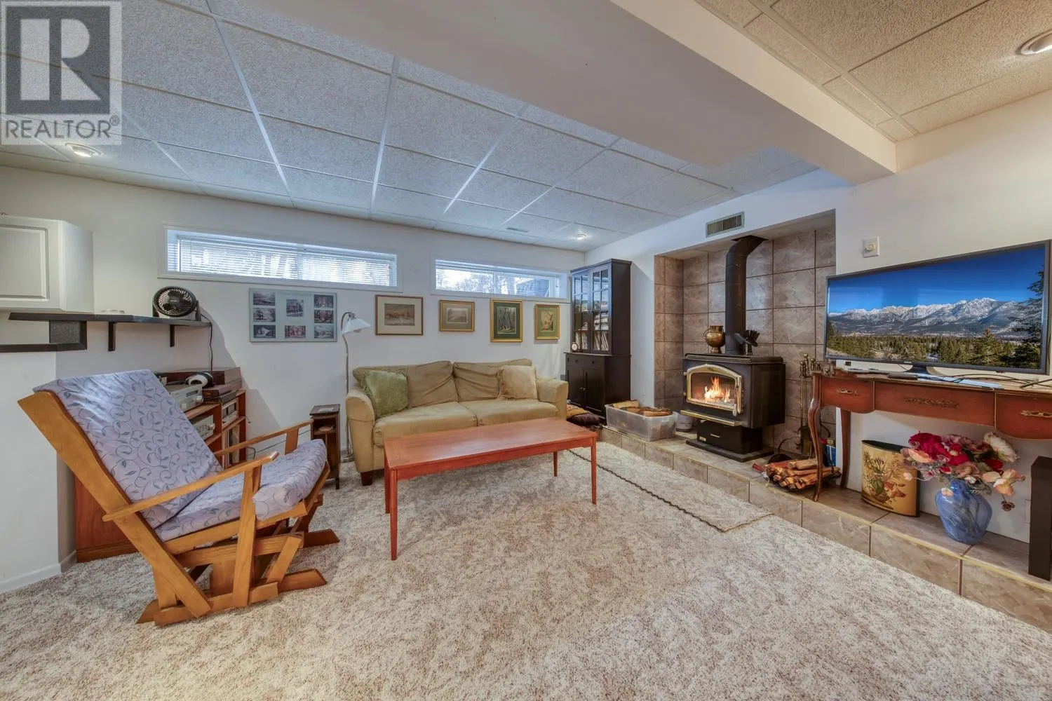 5144 RIVERVIEW Crescent