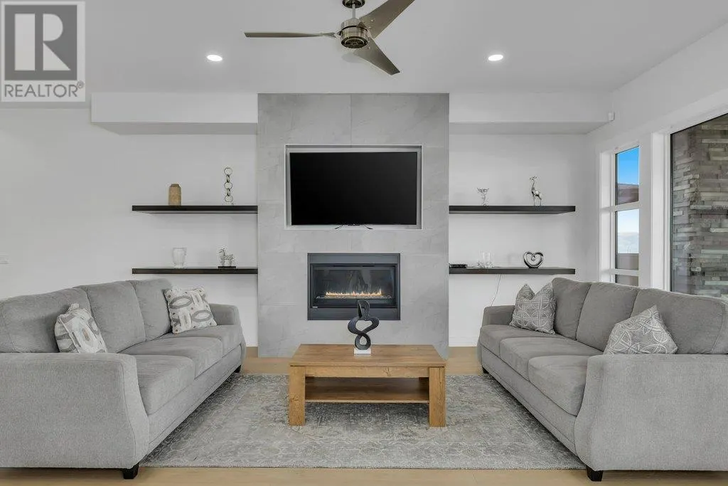 5624 Mountainside Drive