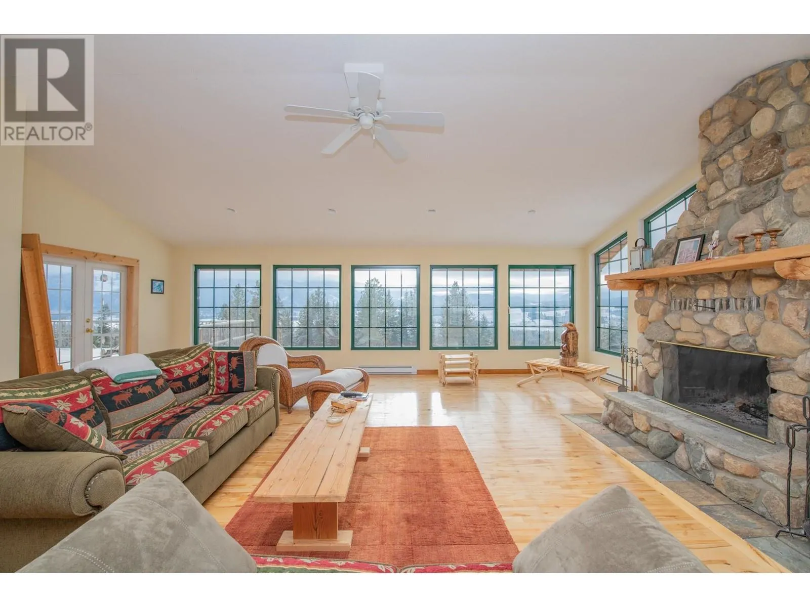 233 Albers Road