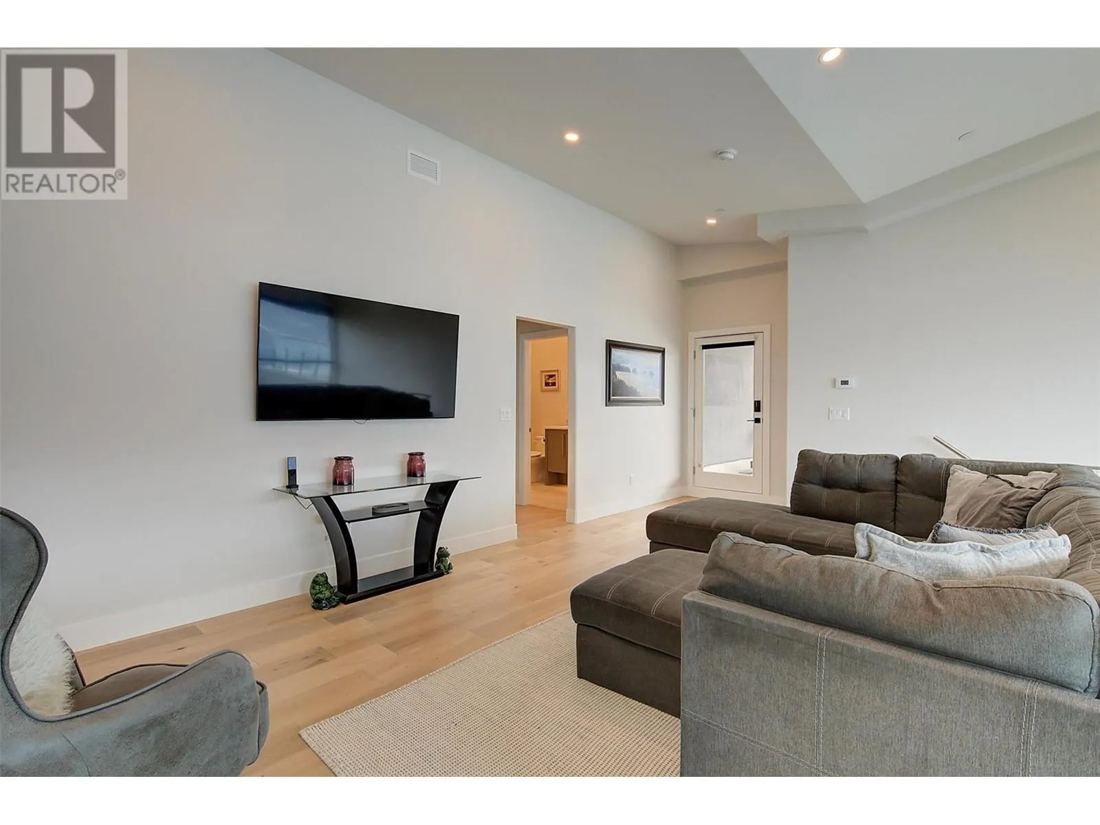 3475 Granite Close Unit# 401