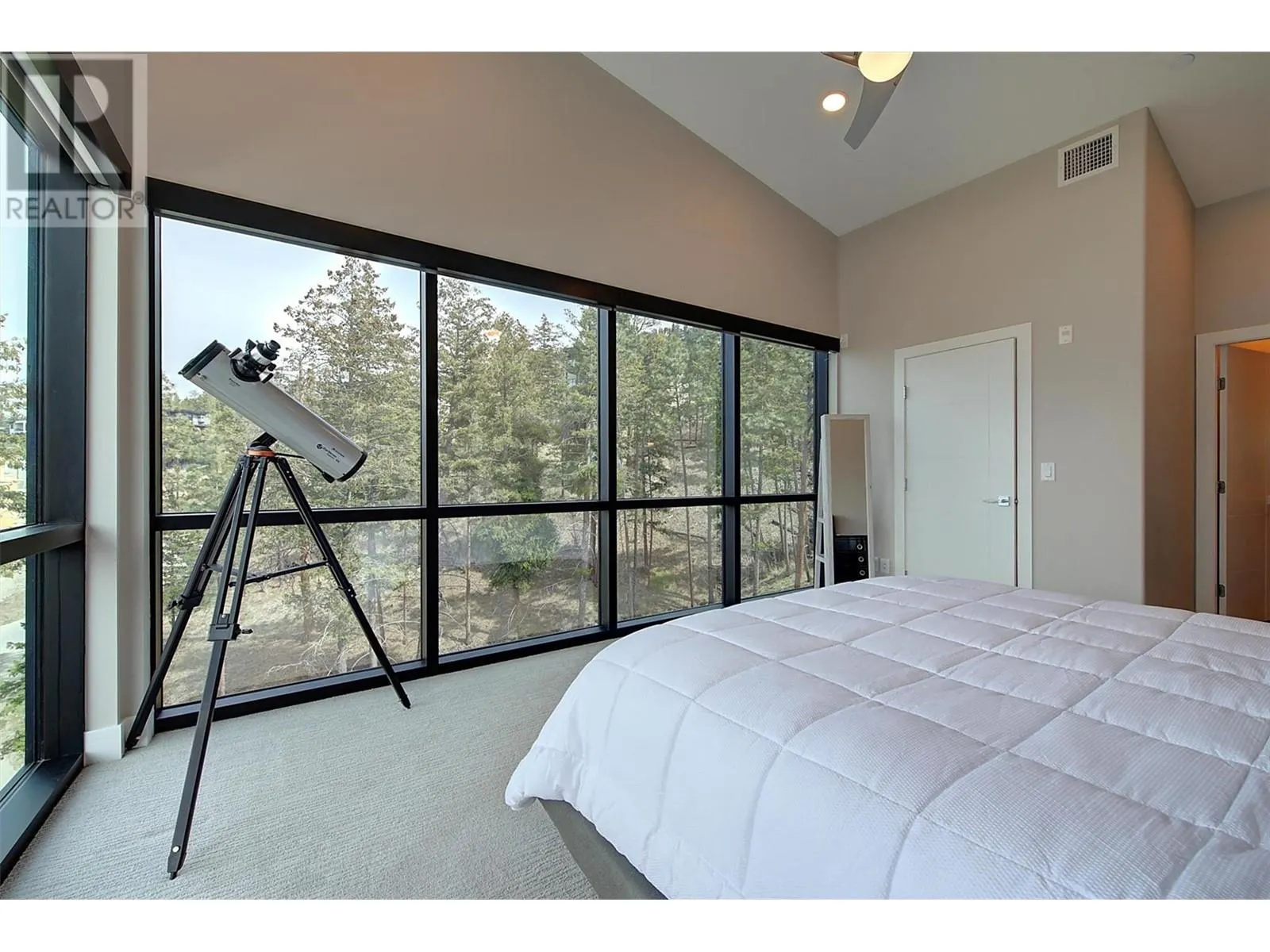 3475 Granite Close Unit# 401