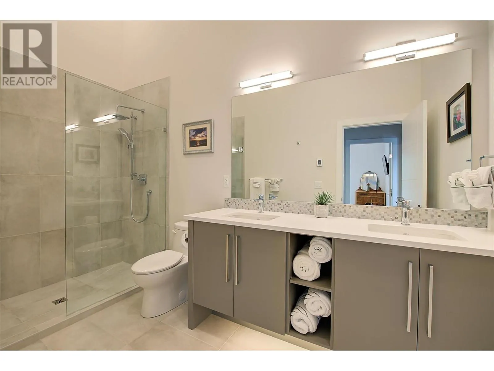 3475 Granite Close Unit# 401