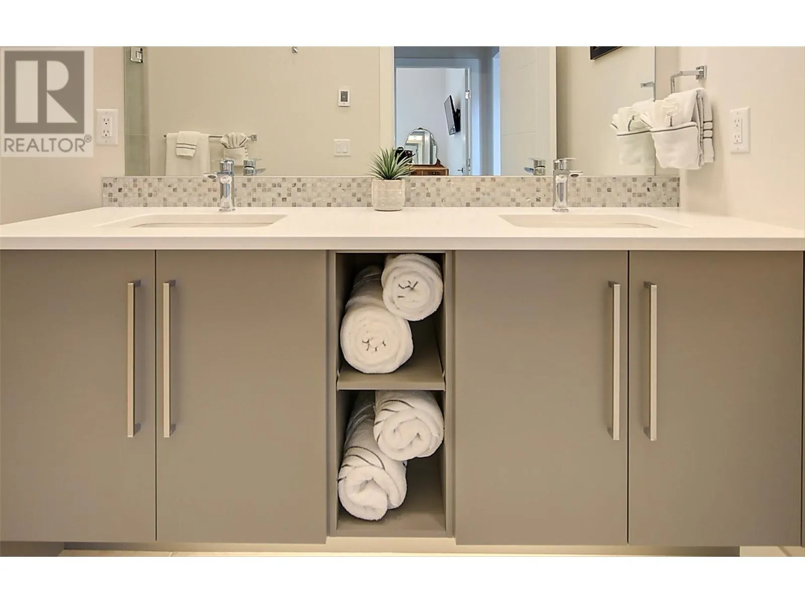 3475 Granite Close Unit# 401
