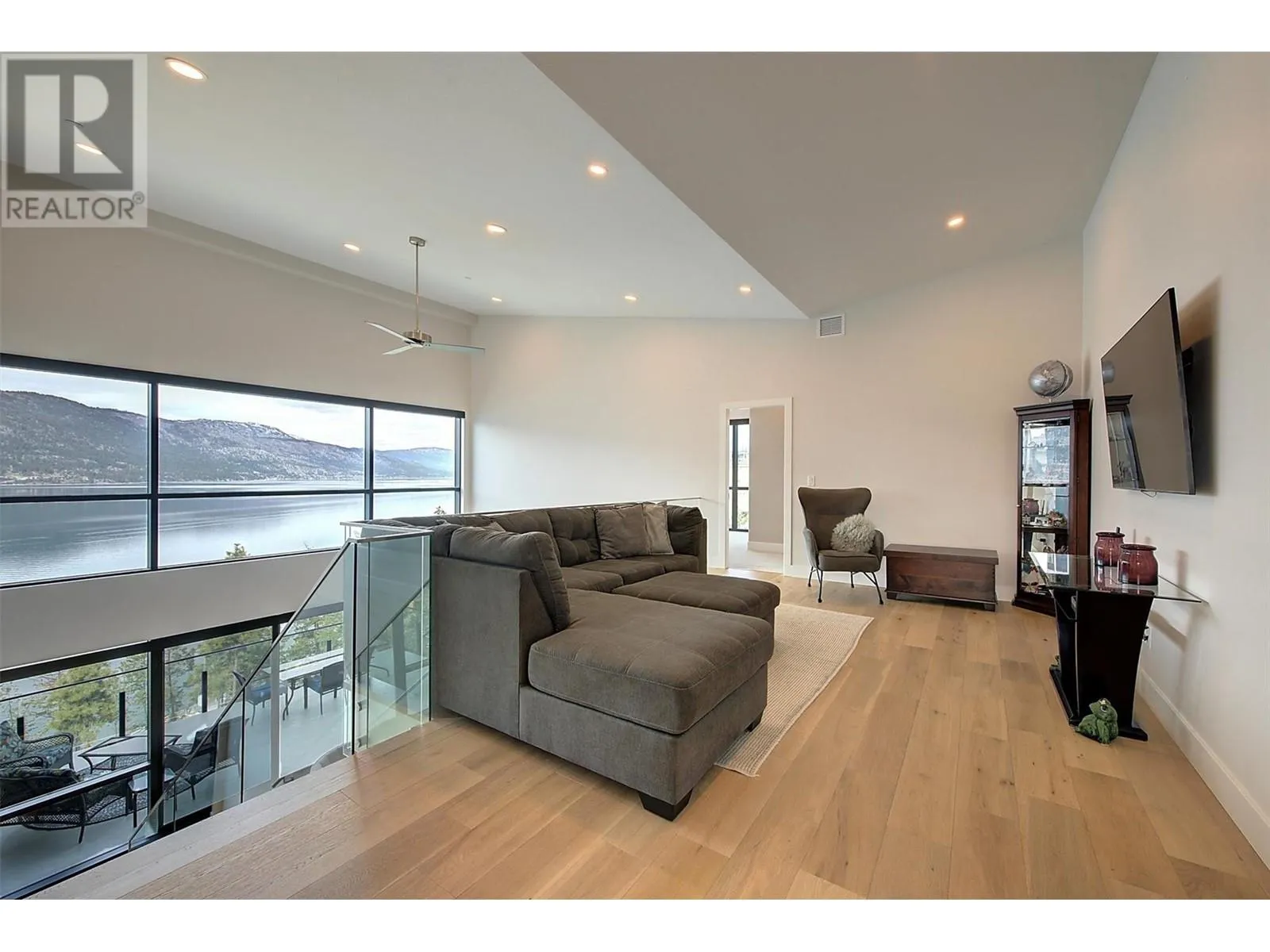3475 Granite Close Unit# 401