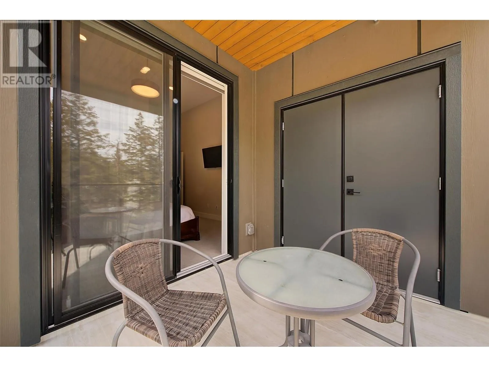 3475 Granite Close Unit# 401