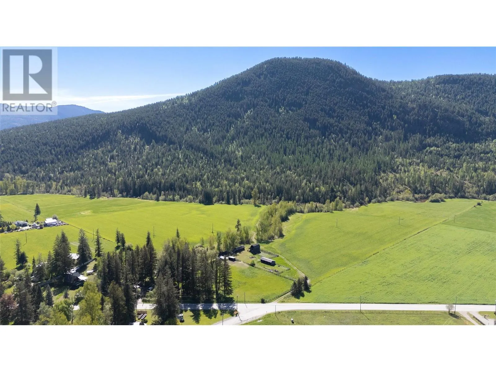 487 Mabel Lake Road