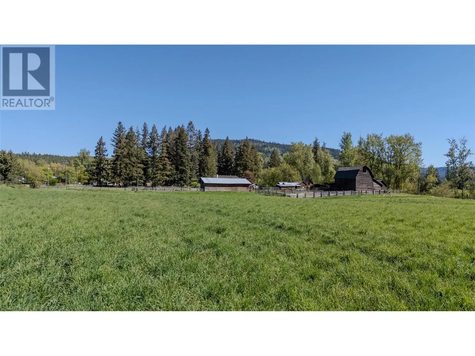 487 Mabel Lake Road