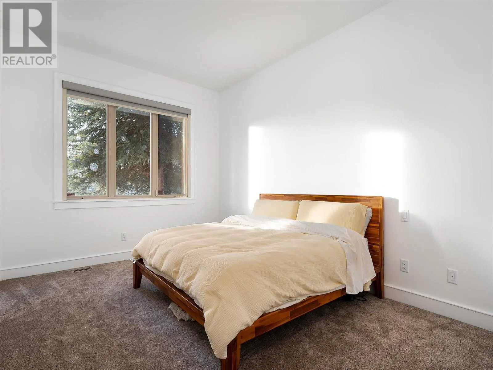 101 Falcon Point Way Unit# 3 Lot# 1