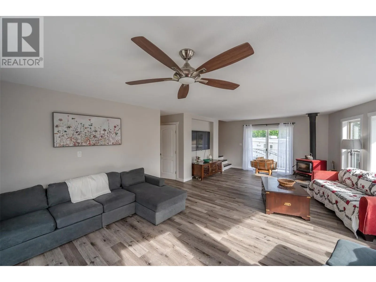 2737 Willowbrook Road