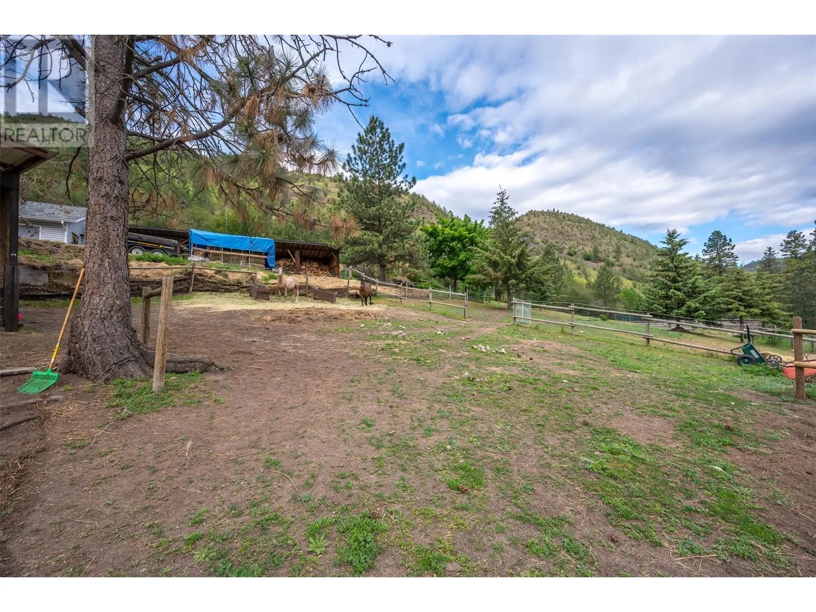 2737 Willowbrook Road