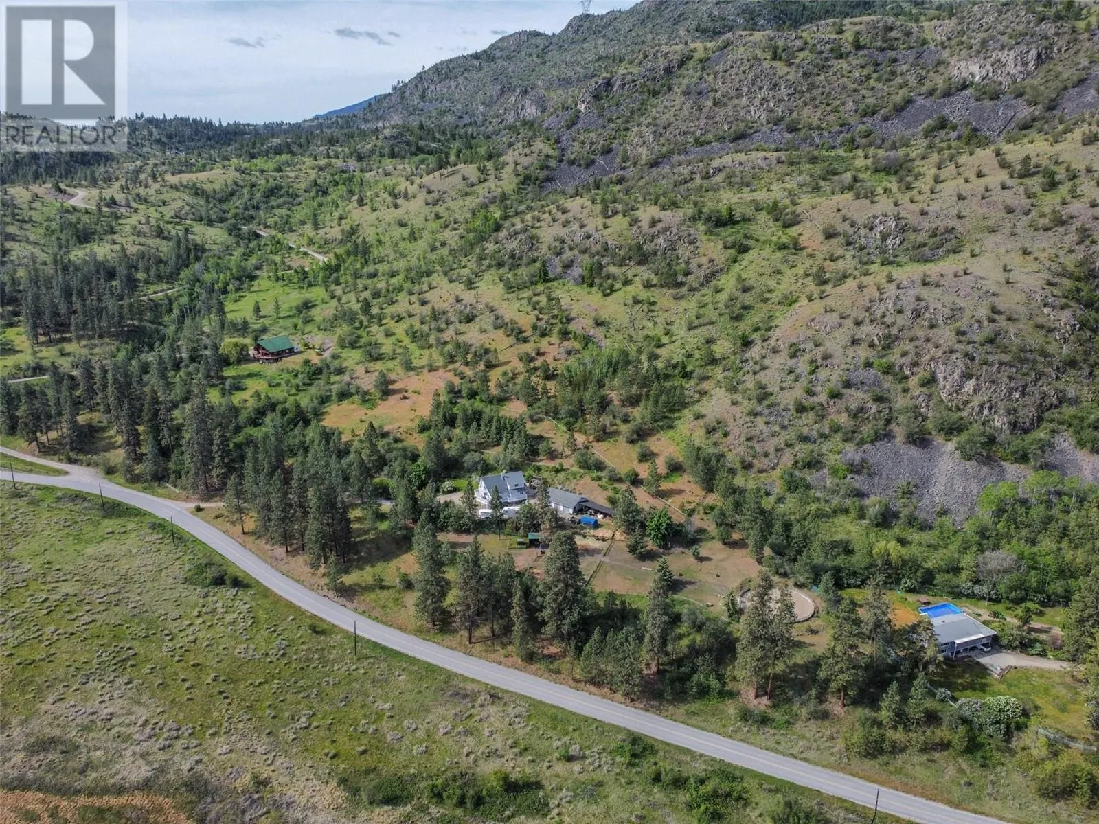 2737 Willowbrook Road