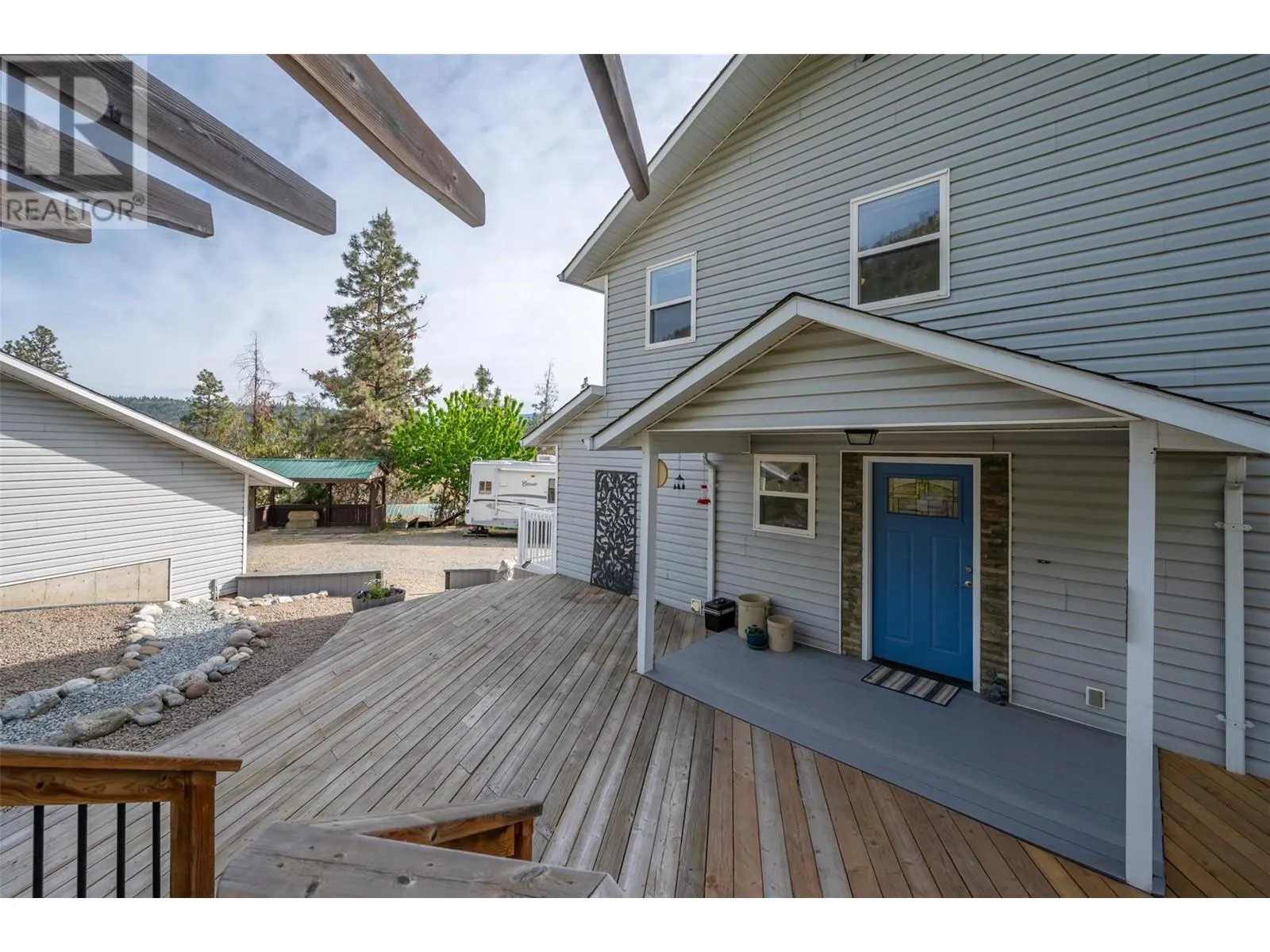 2737 Willowbrook Road