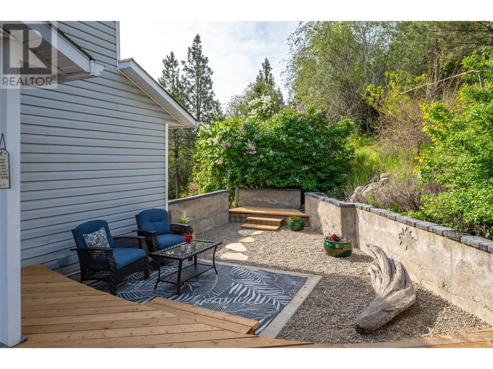 2737 Willowbrook Road