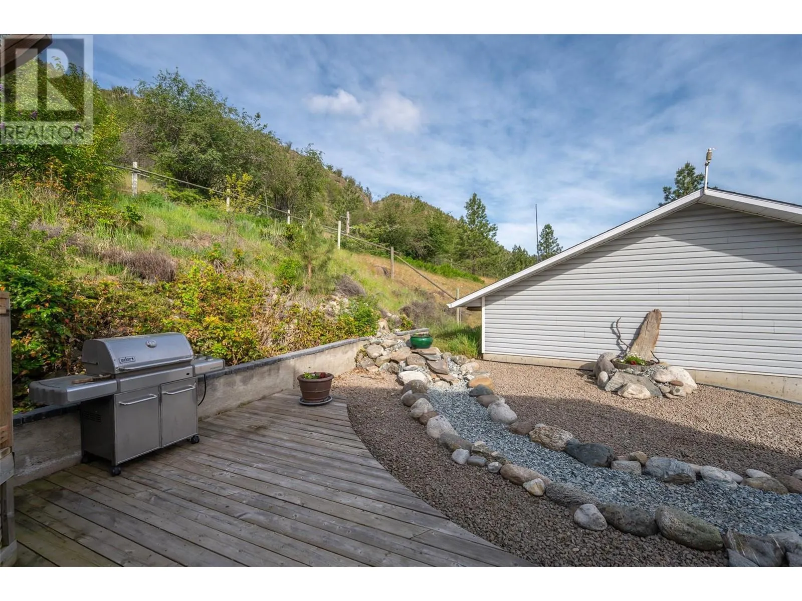 2737 Willowbrook Road