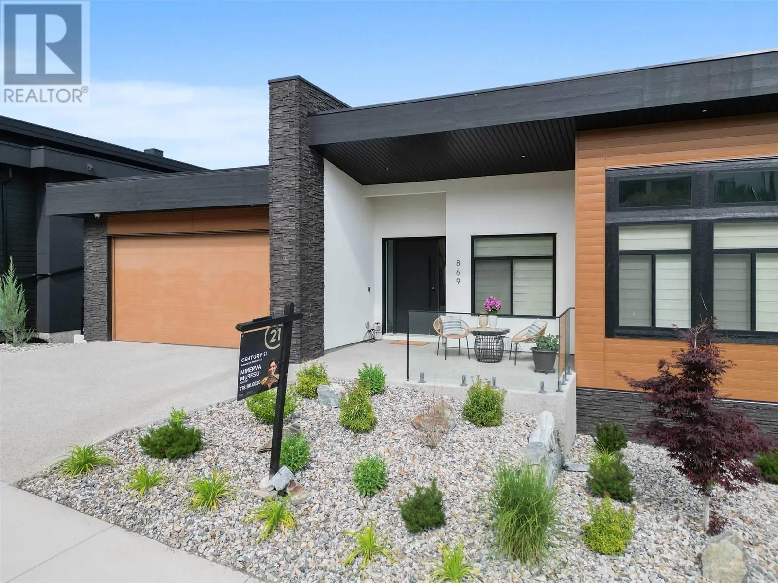 869 Carnoustie Drive