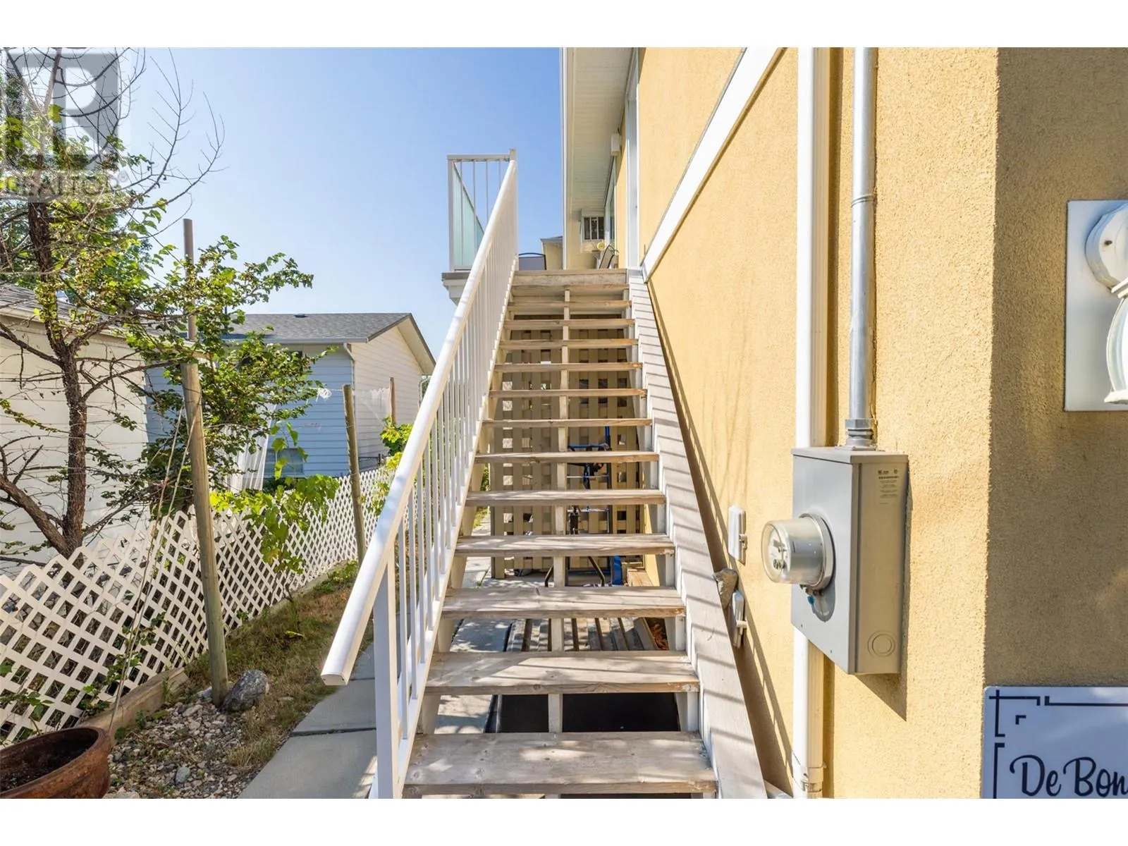 4244 Beach Avenue