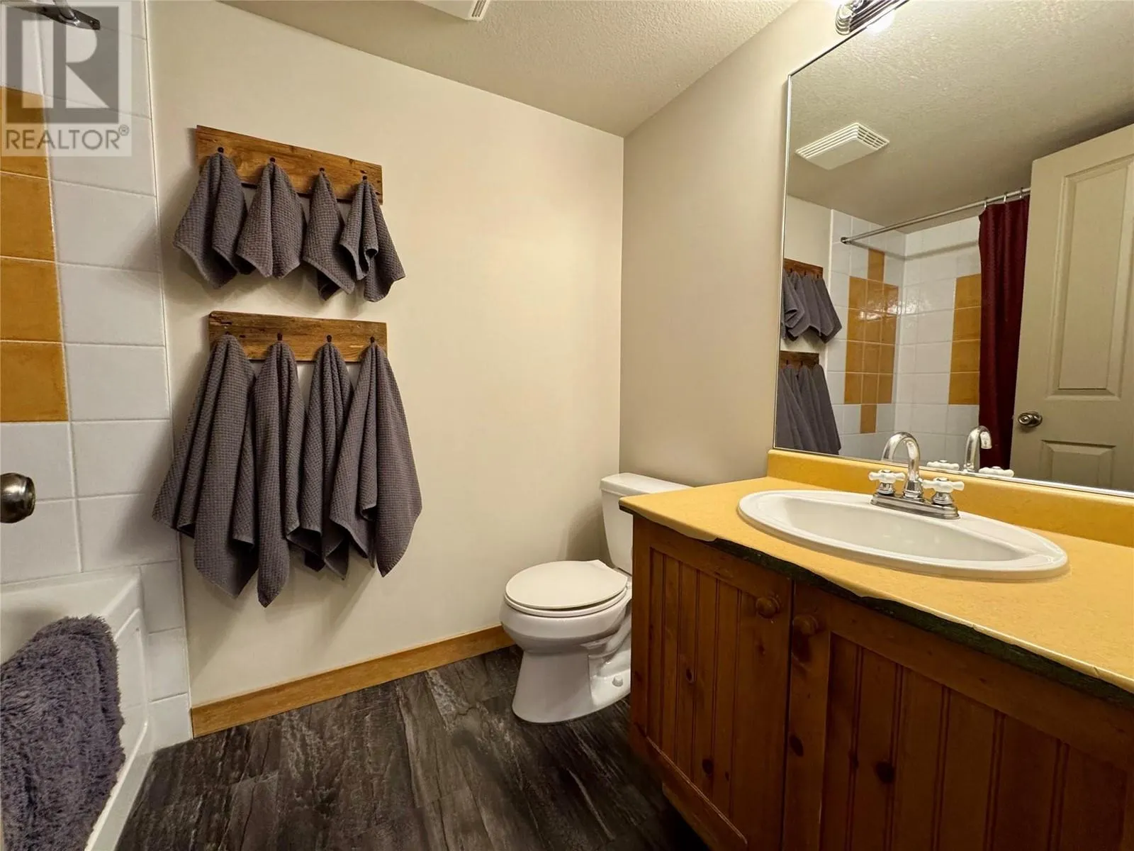 2080 Summit Drive Unit# 412