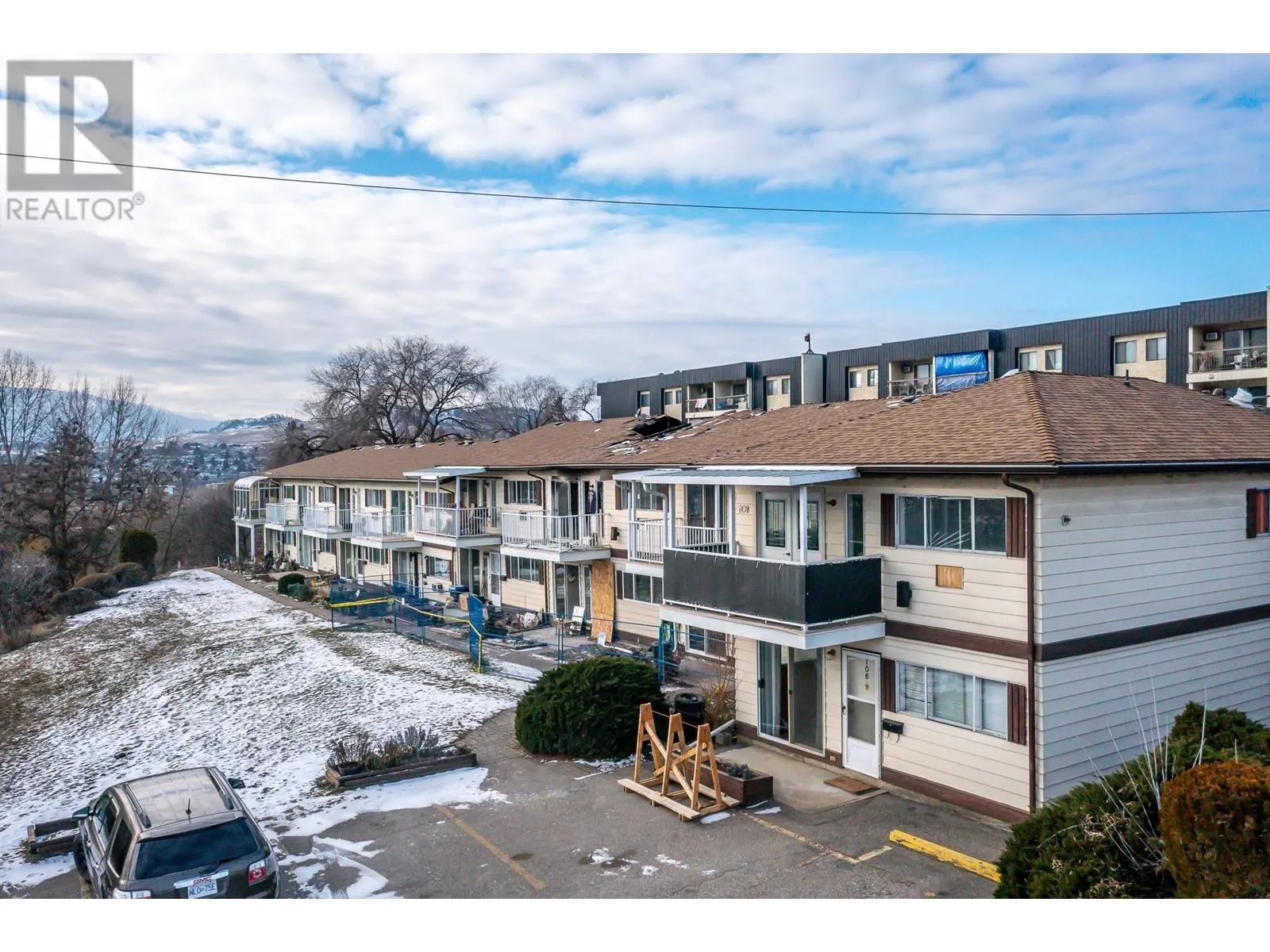4004 34 Street Unit# 208