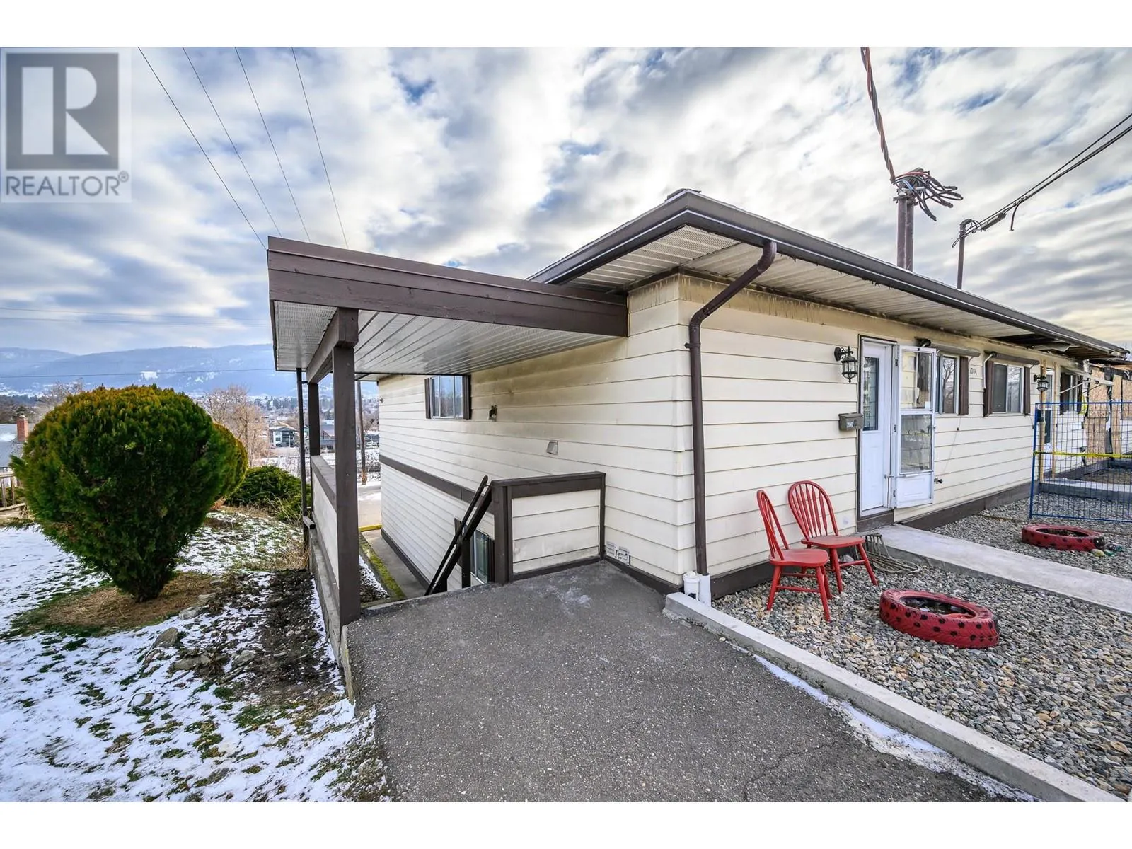 4004 34 Street Unit# 208