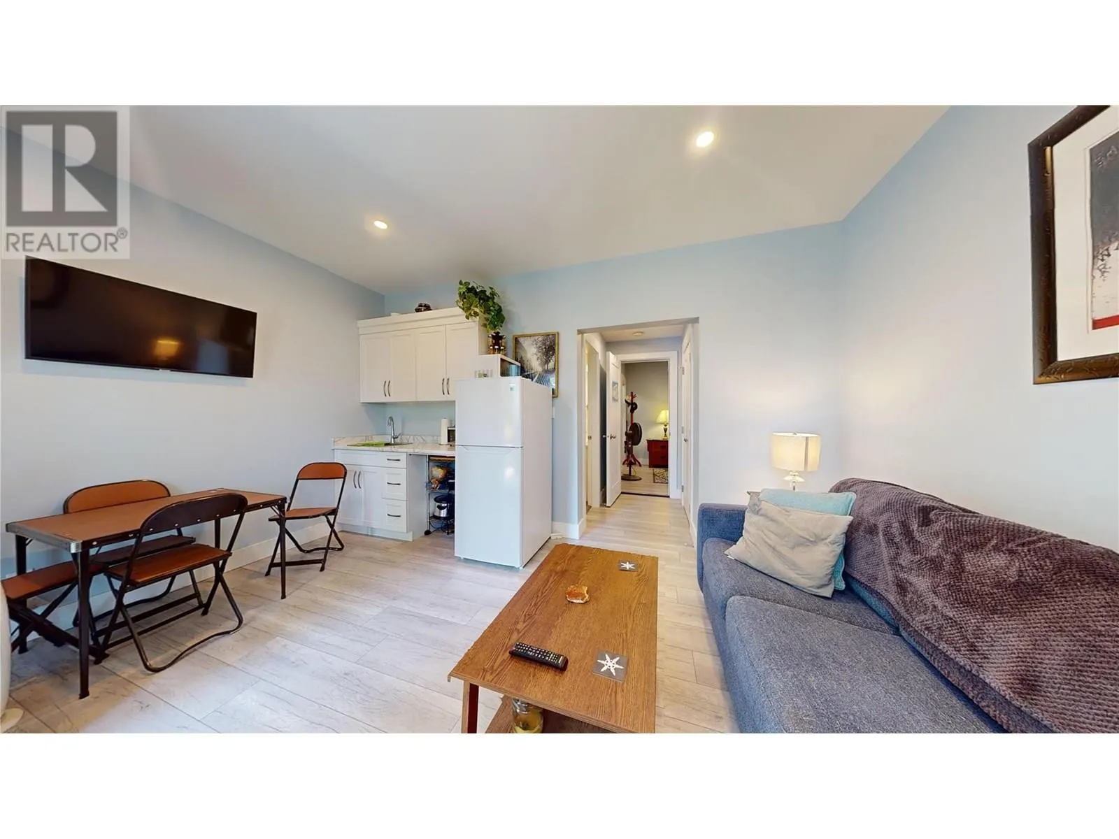 2526 Waverly Drive